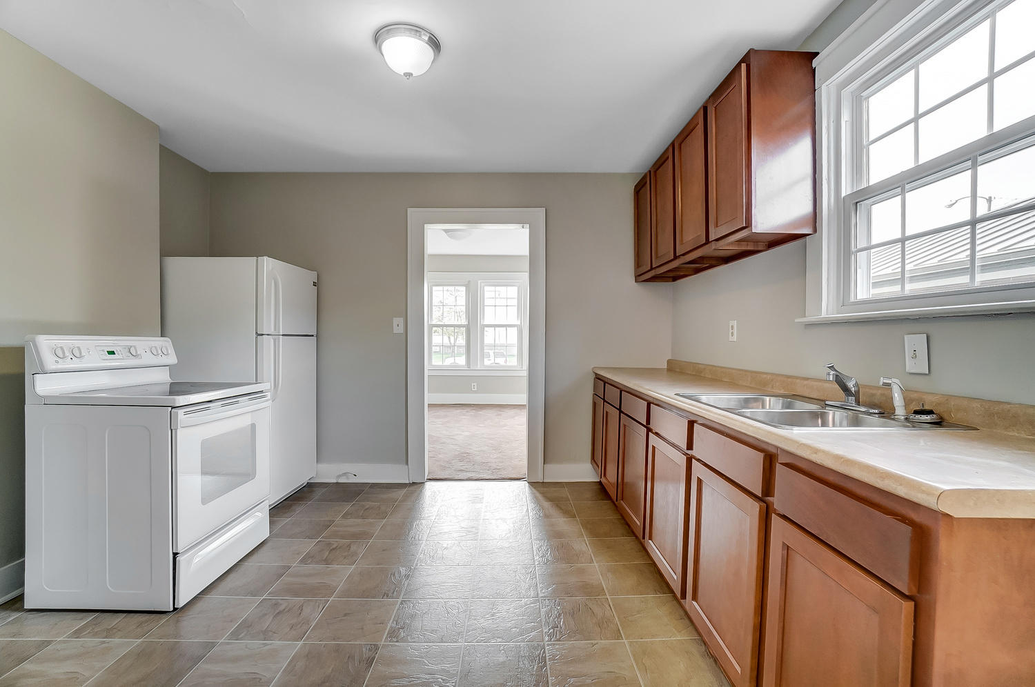1810 N Limestone Street Property Photo 20