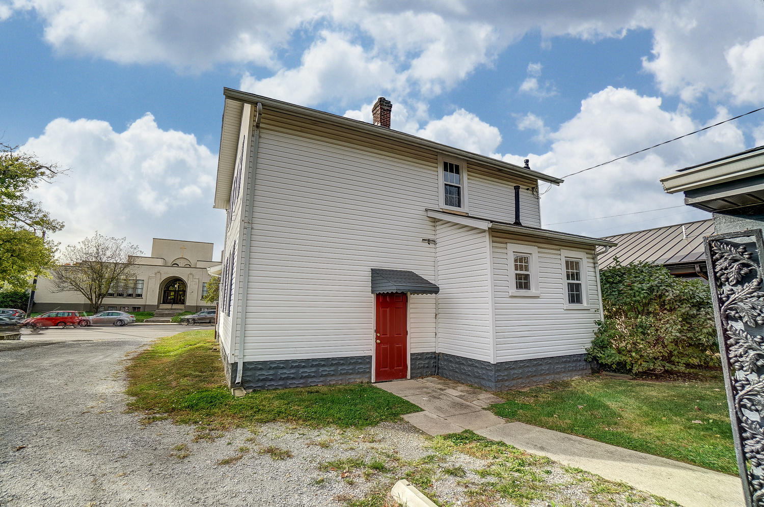 1810 N Limestone Street Property Photo 28