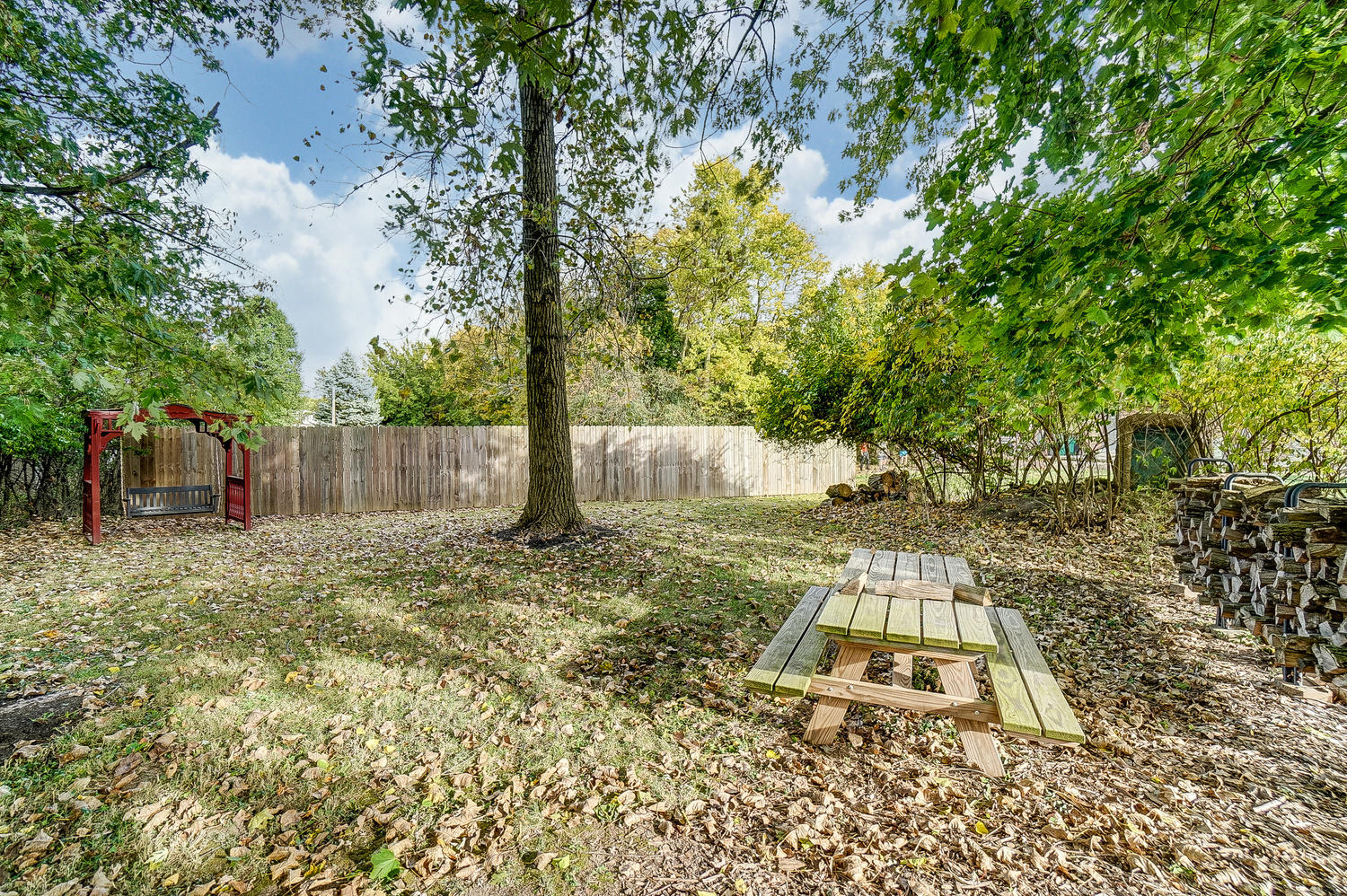 1810 N Limestone Street Property Photo 45