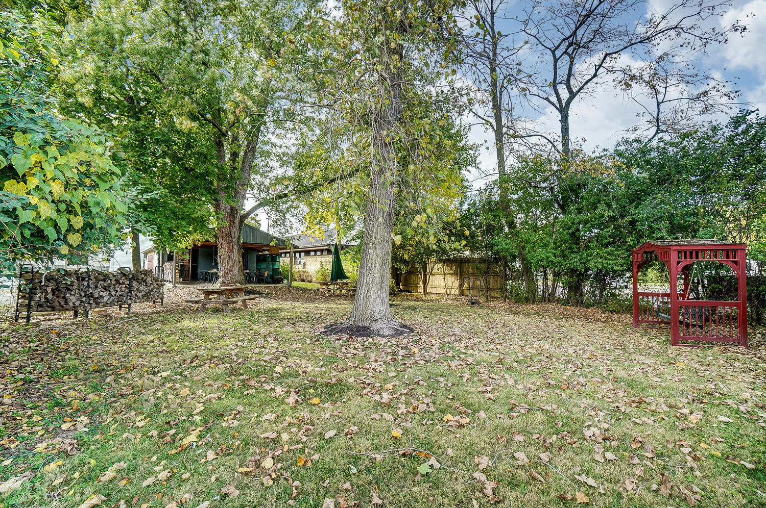 1810 N Limestone Street Property Photo 47