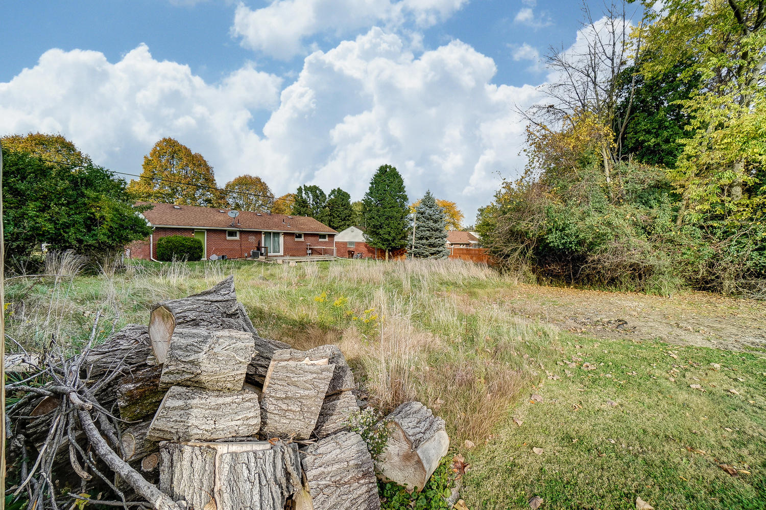 1810 N Limestone Street Property Photo 48