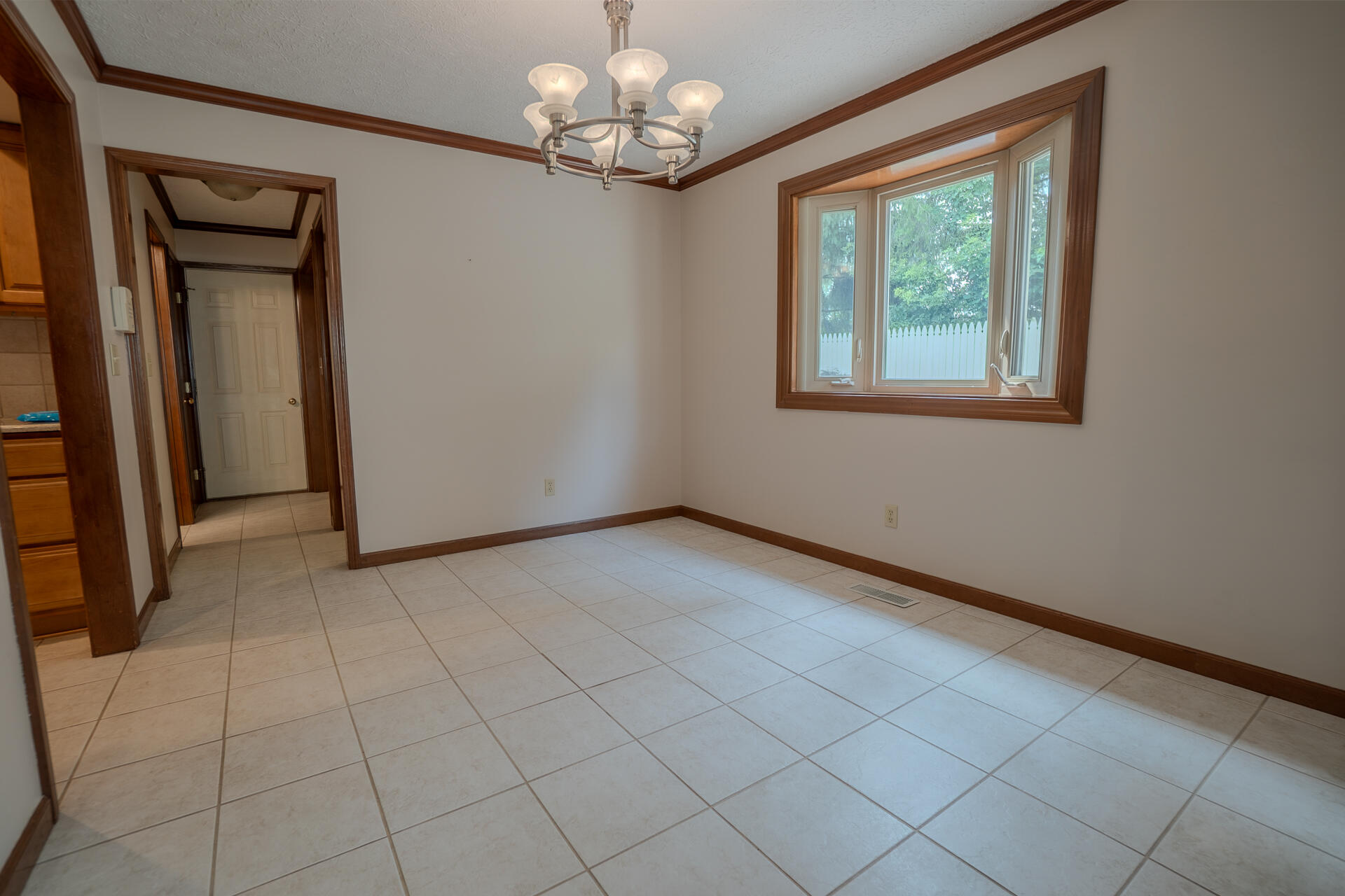 1579 Timberidge Property Photo 8