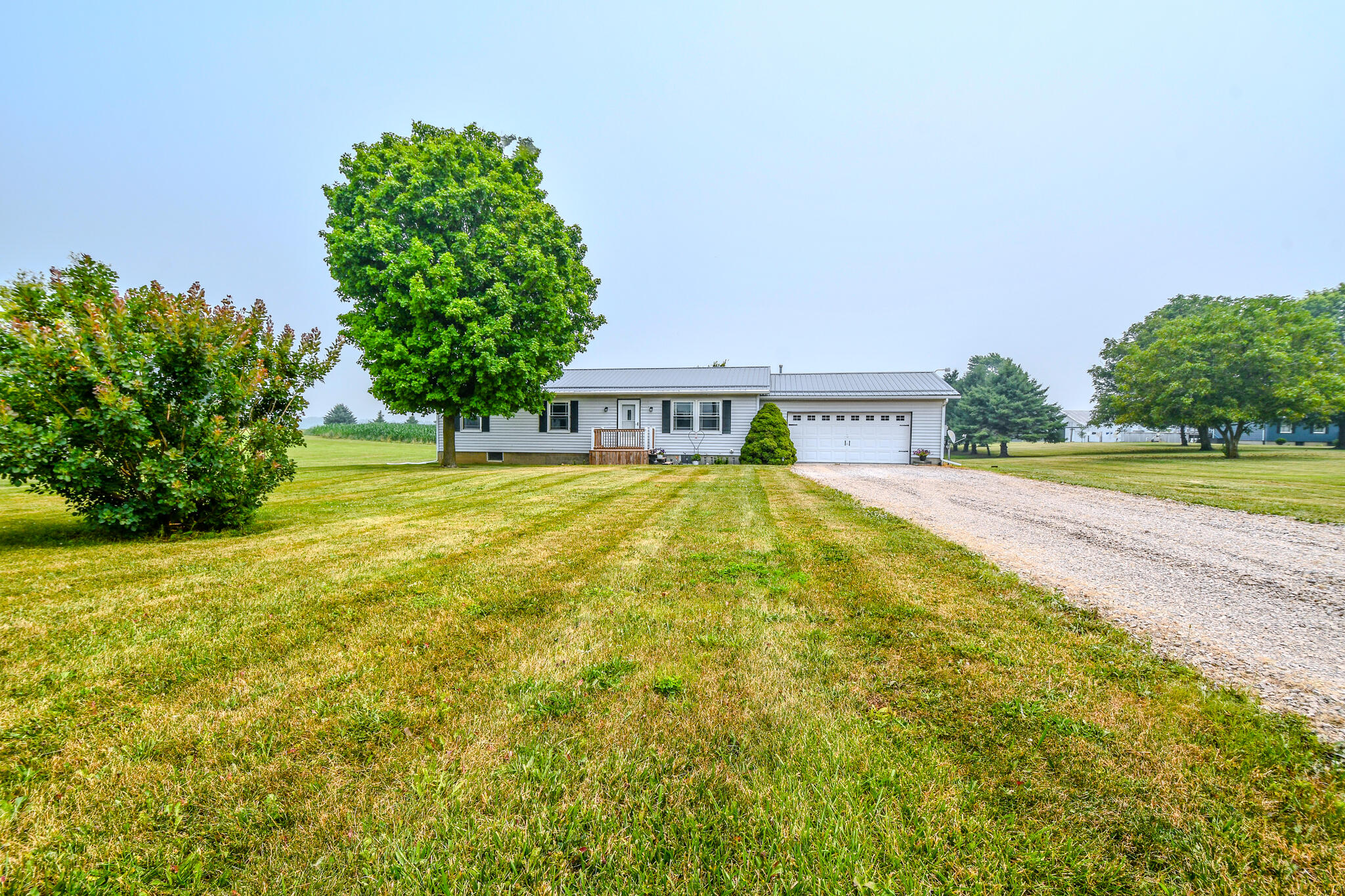 6456 E State Route 274 Property Photo 2