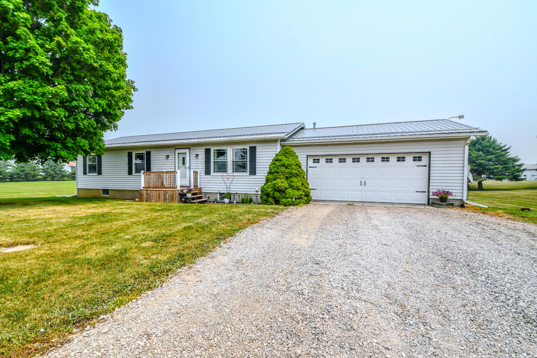 6456 E State Route 274 Property Photo 4