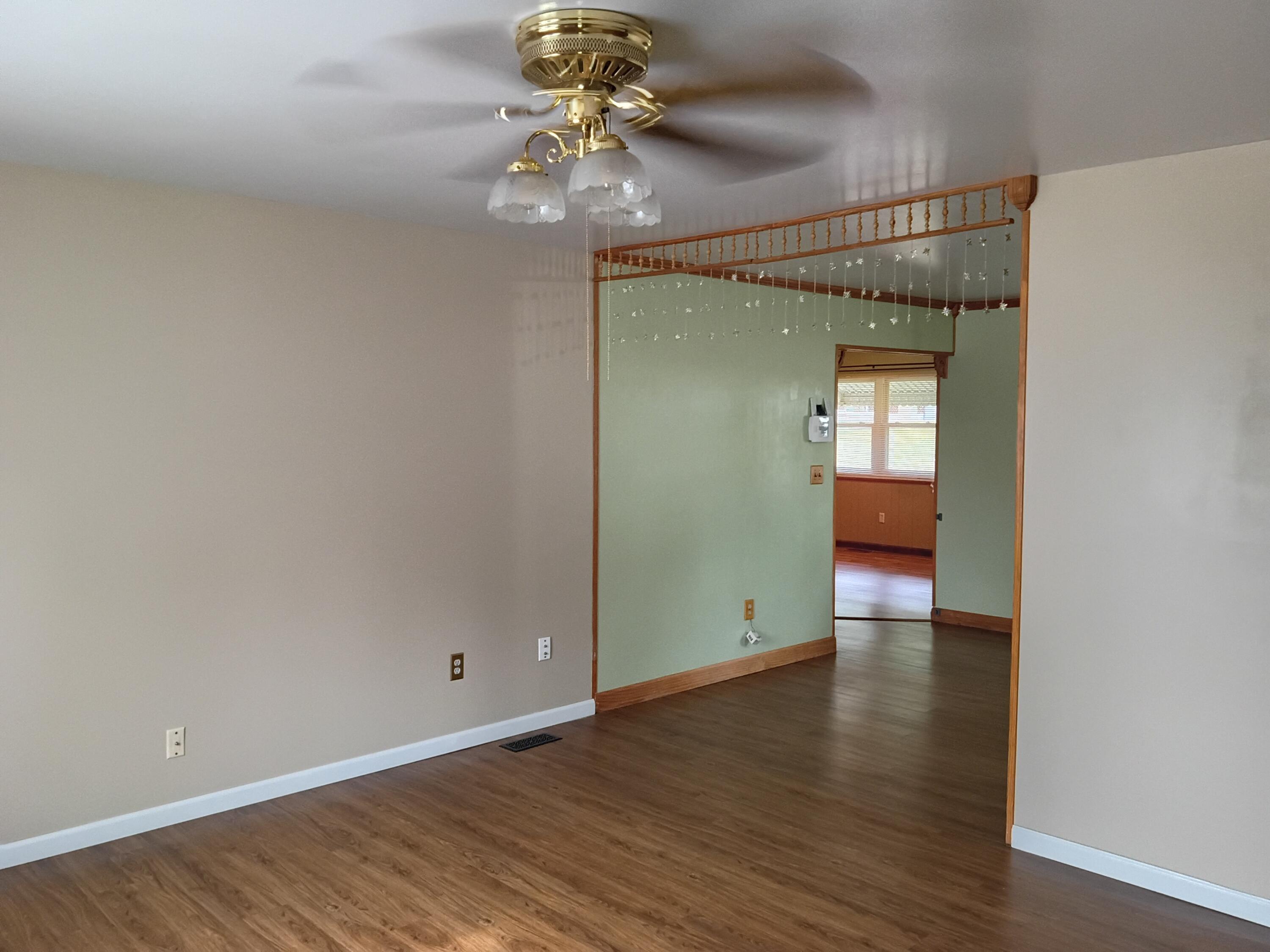 728 Marilyn Drive Property Photo 3