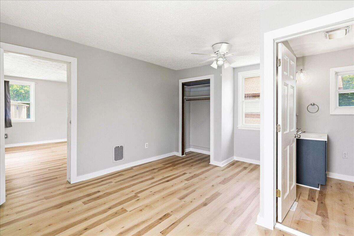 316 E High Avenue Property Photo 23