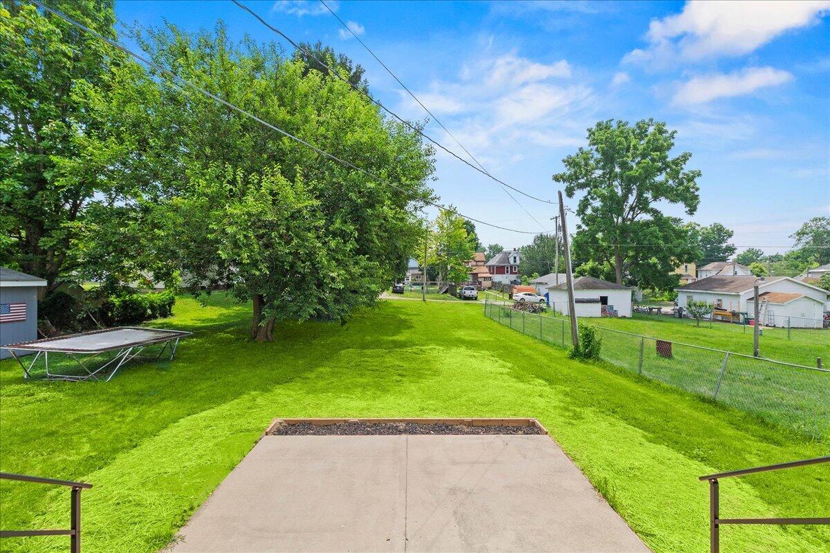 316 E High Avenue Property Photo 35