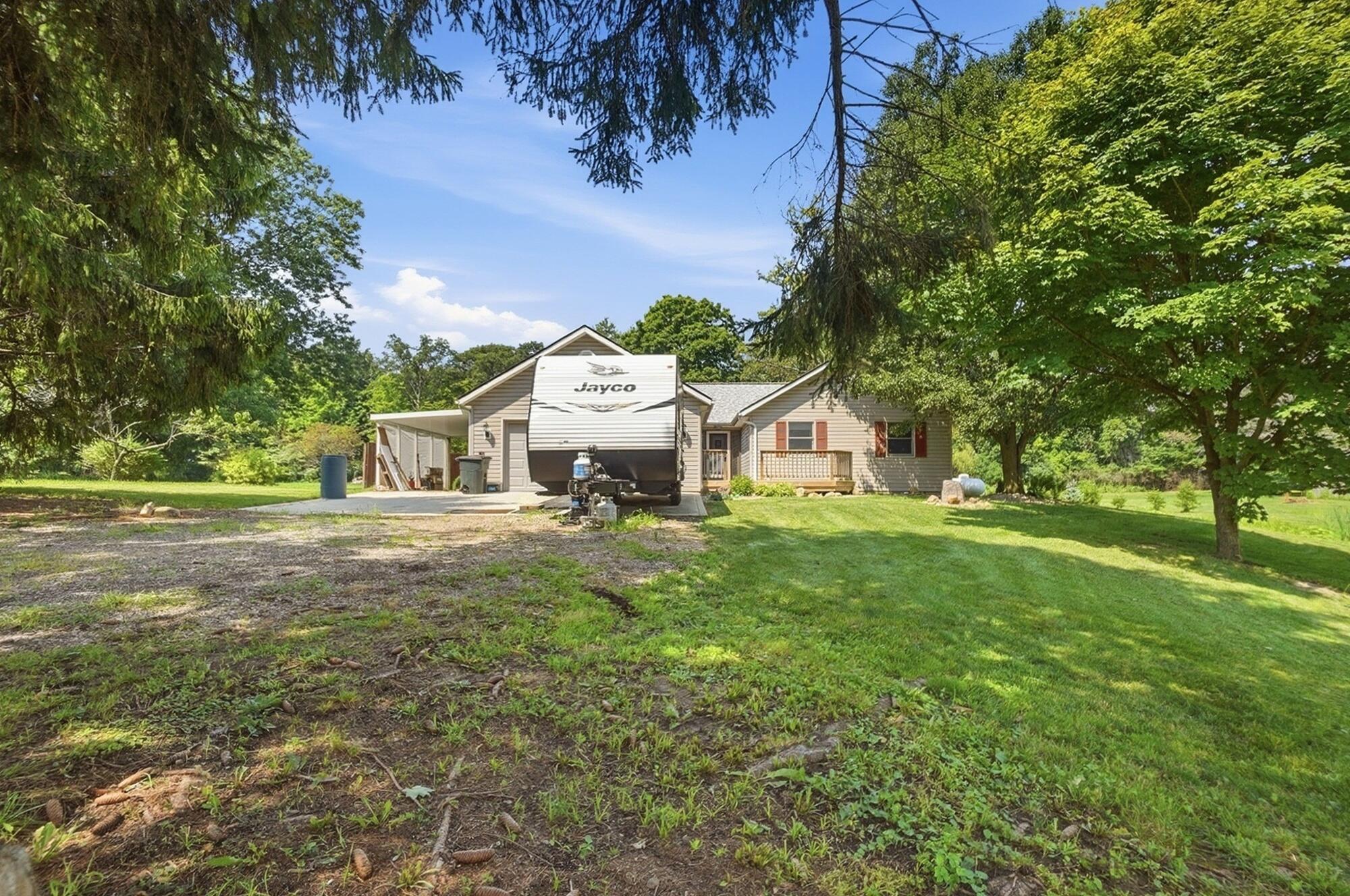 384 N Parkview Road Property Photo 2