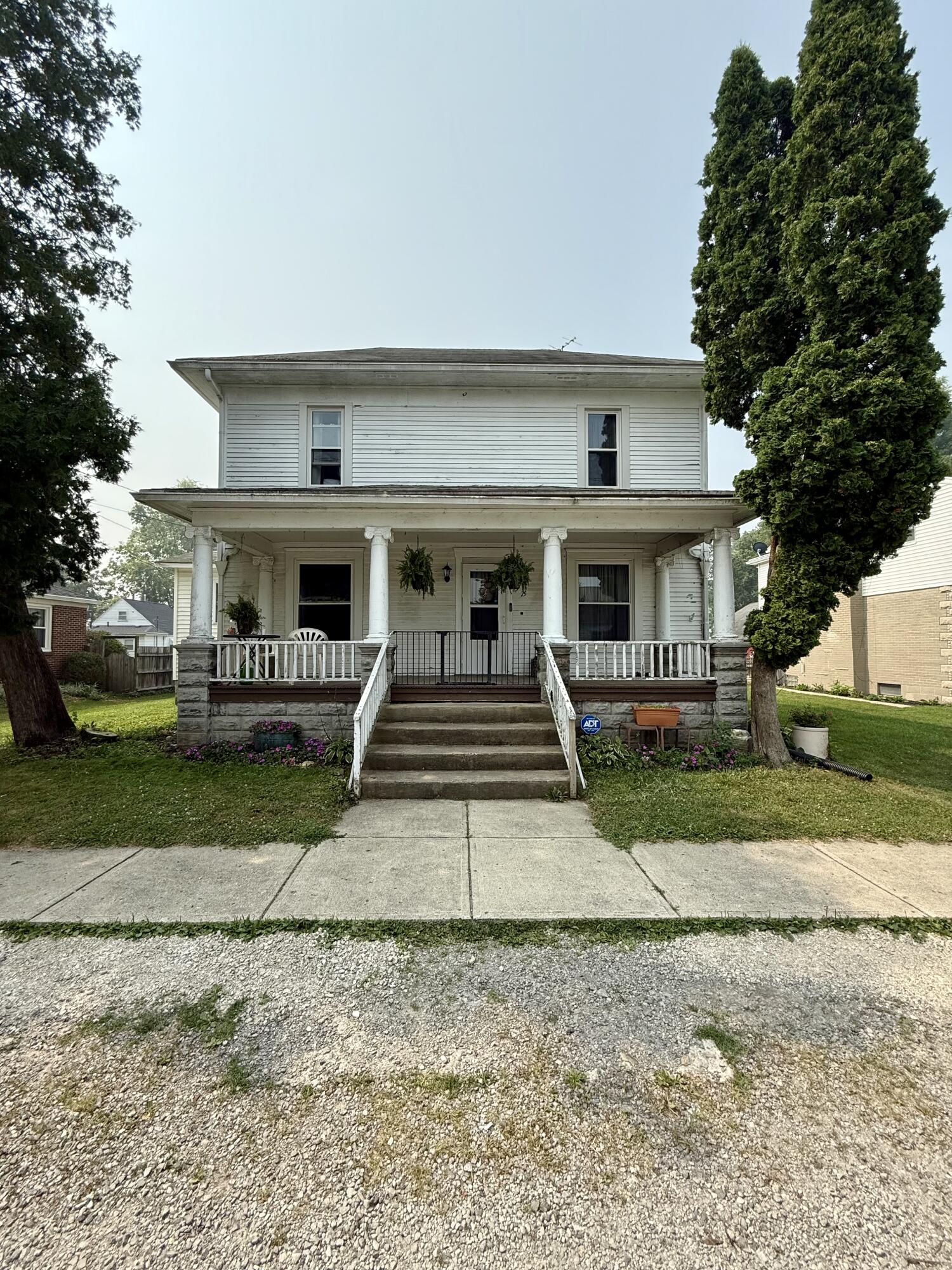 75 1st Street Property Photo 1