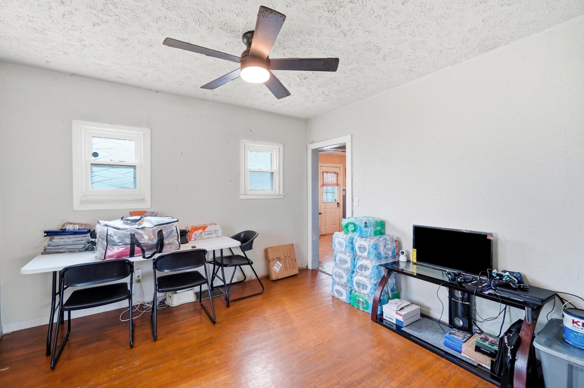 913 Rice Street Property Photo 13