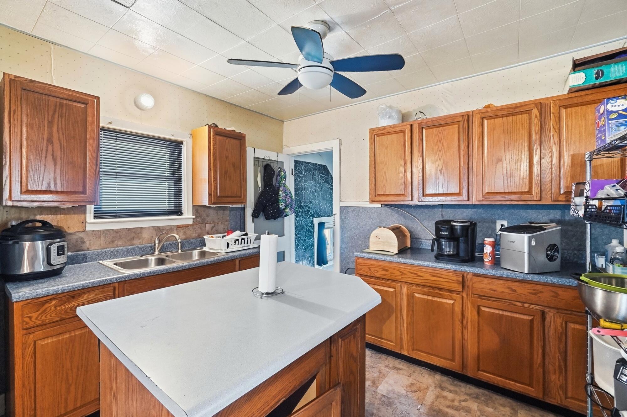 913 Rice Street Property Photo 18