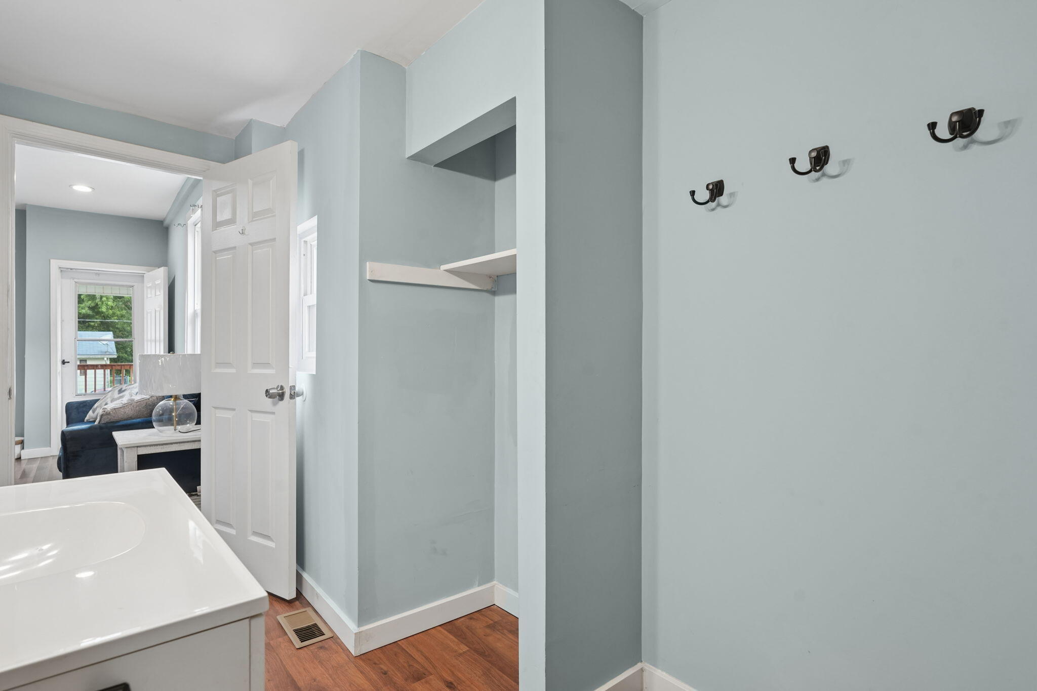918 Elder Street Property Photo 15