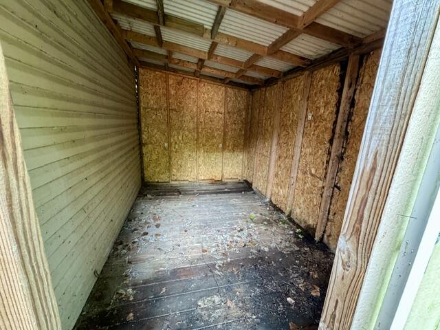 2477 Snyder Domer Road Property Photo 16
