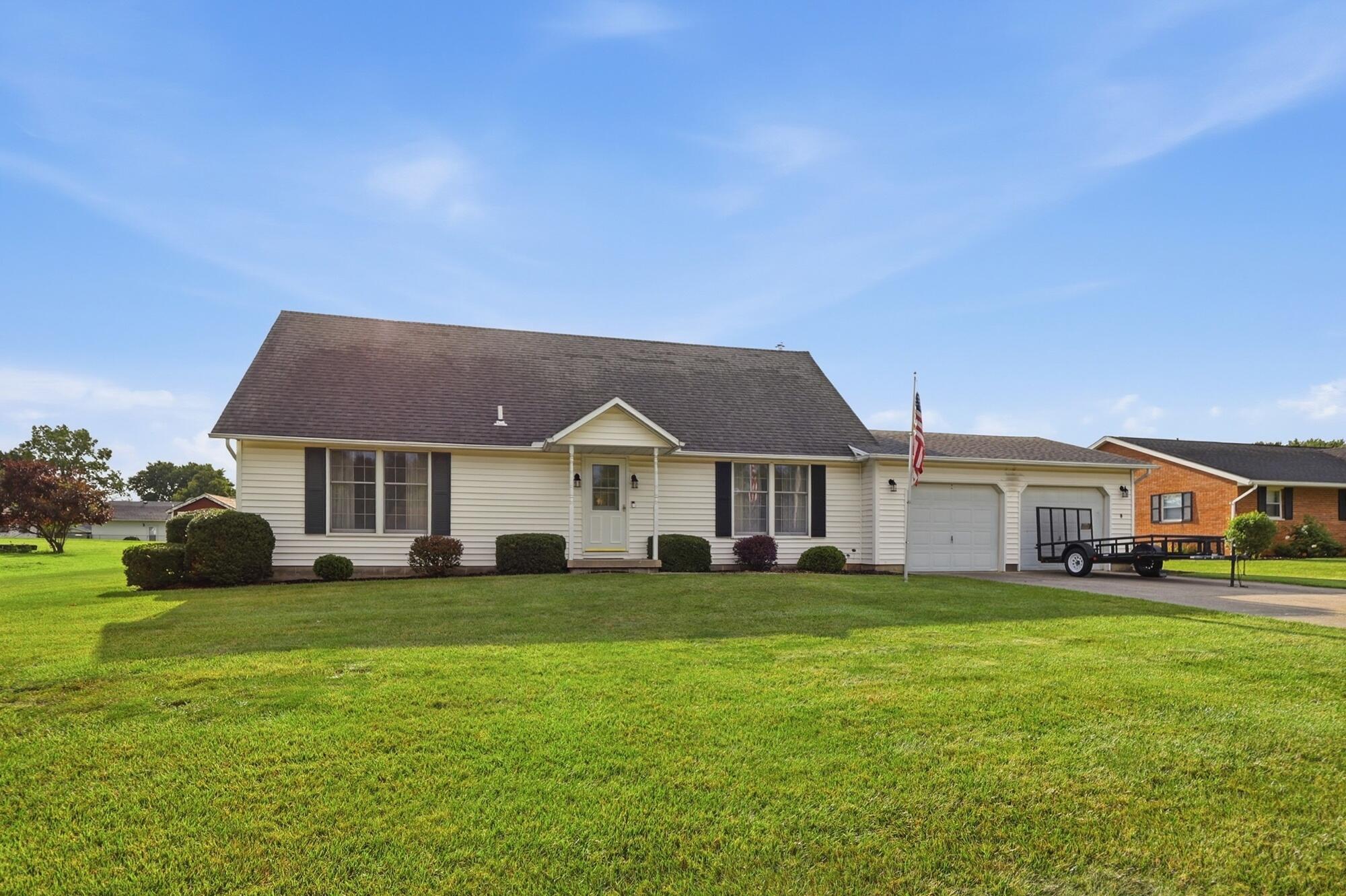 373 New Haven Drive Property Photo 4