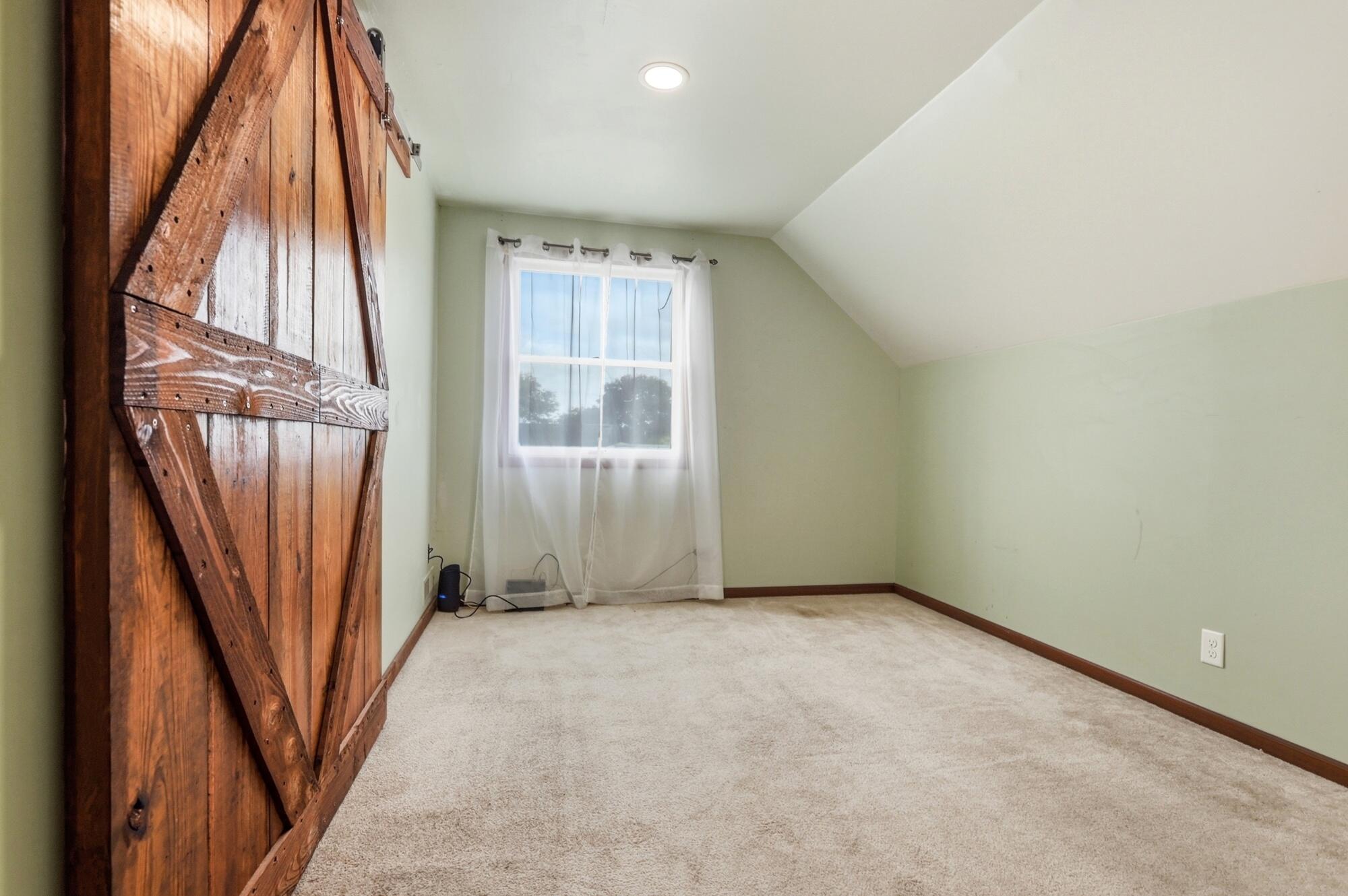 373 New Haven Drive Property Photo 30