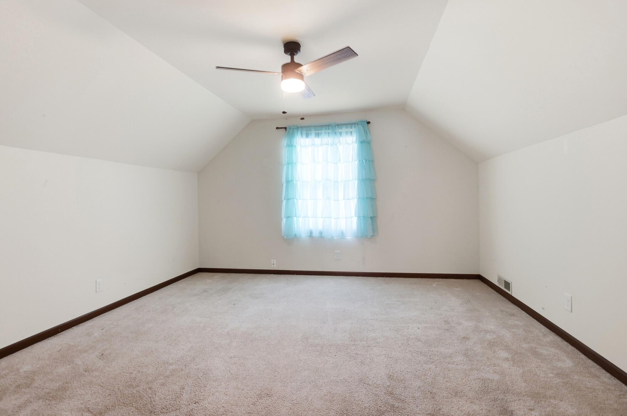 373 New Haven Drive Property Photo 35