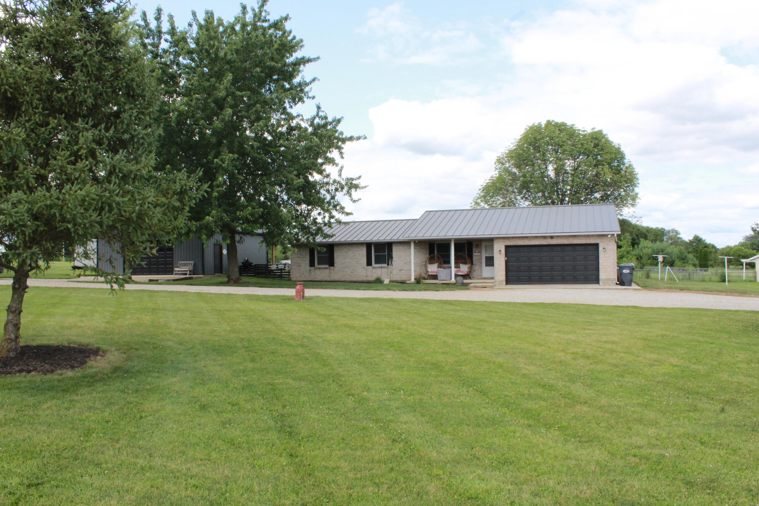 5220 Warvel Road Property Photo 1