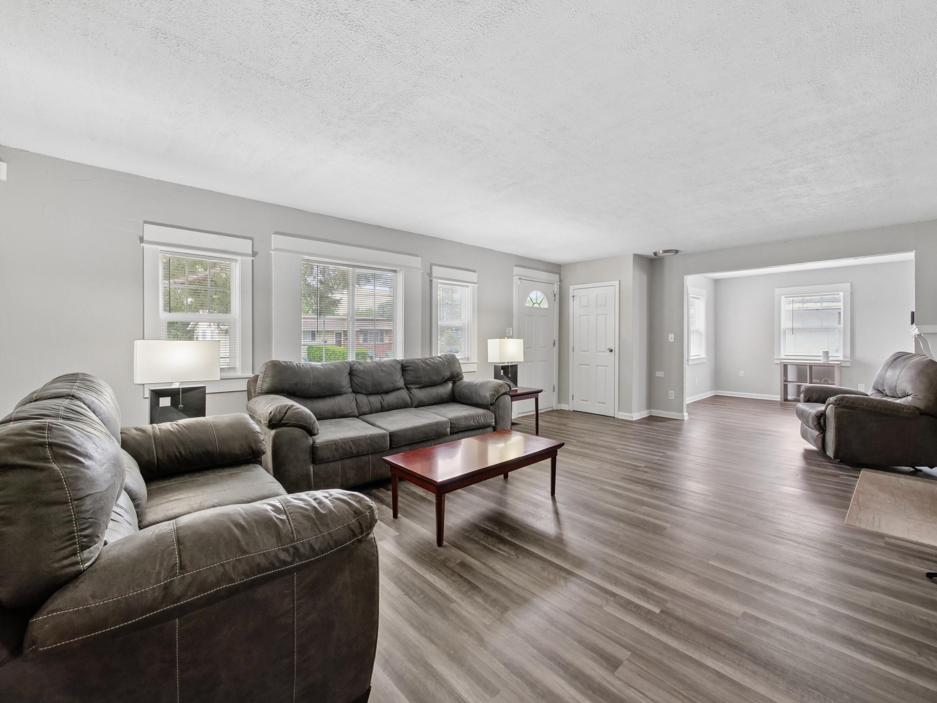 1815 Fieldstone Drive Property Photo 1