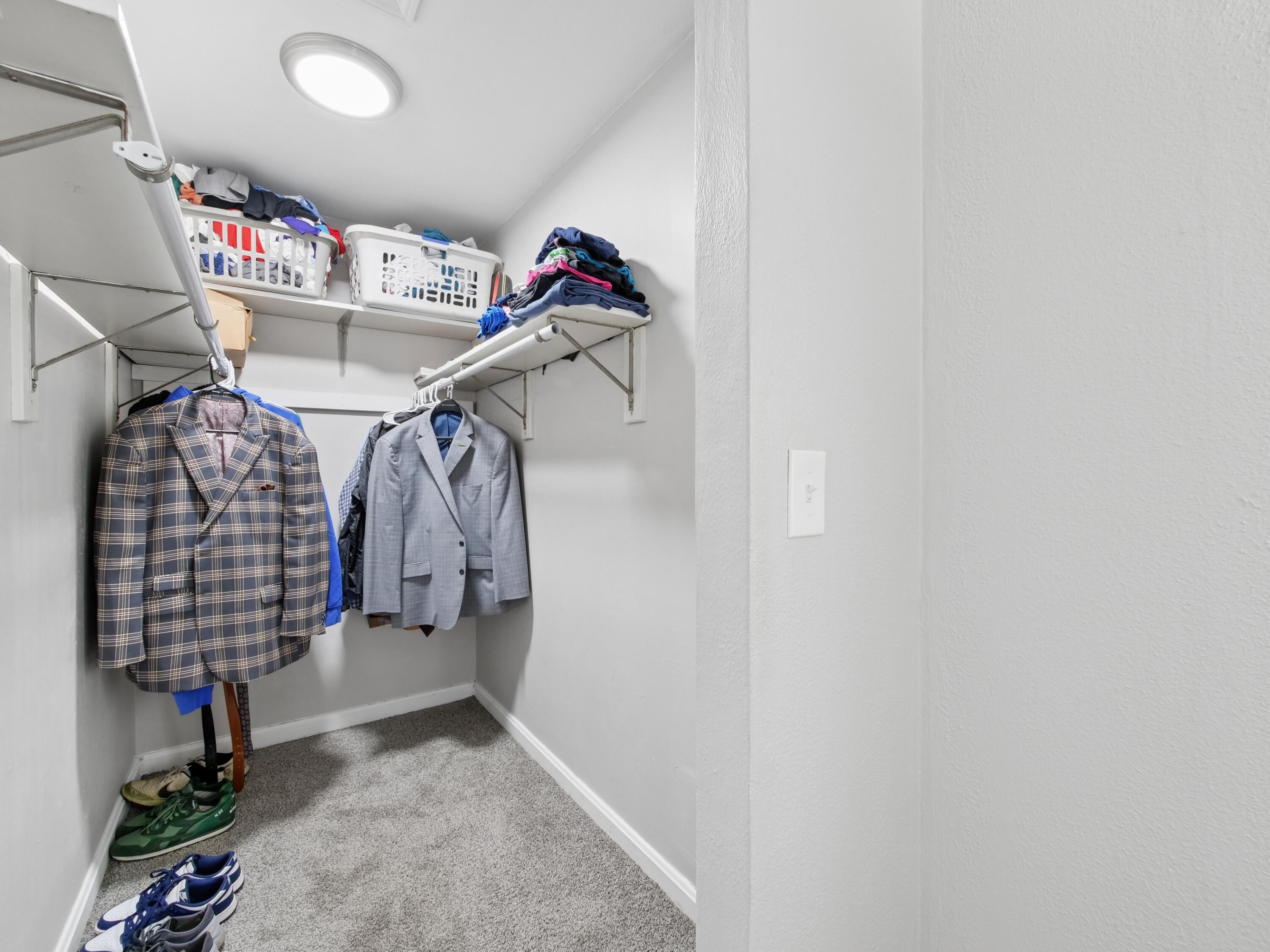 1815 Fieldstone Drive Property Photo 12