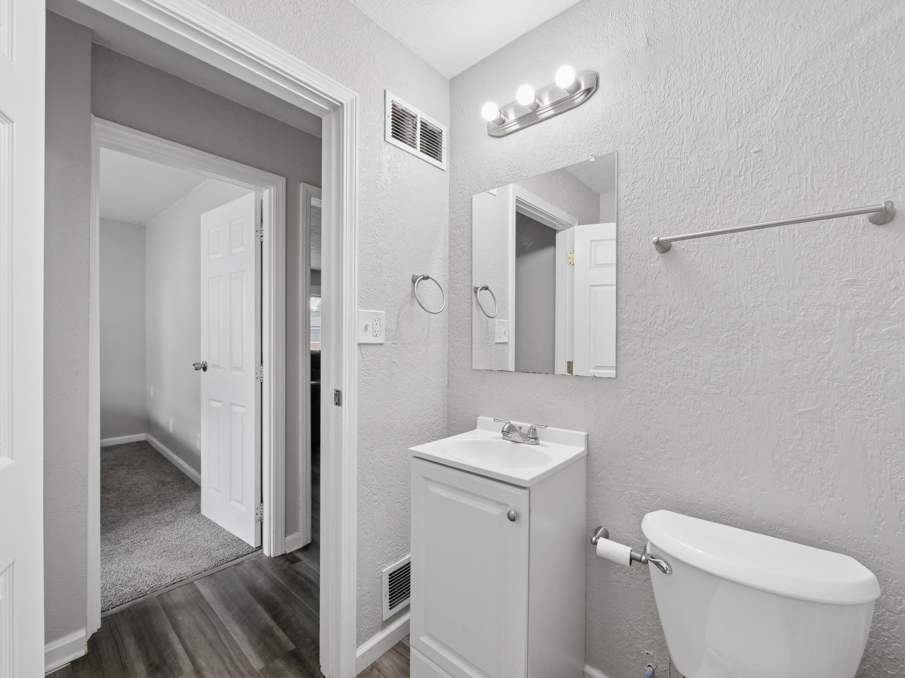 1815 Fieldstone Drive Property Photo 15