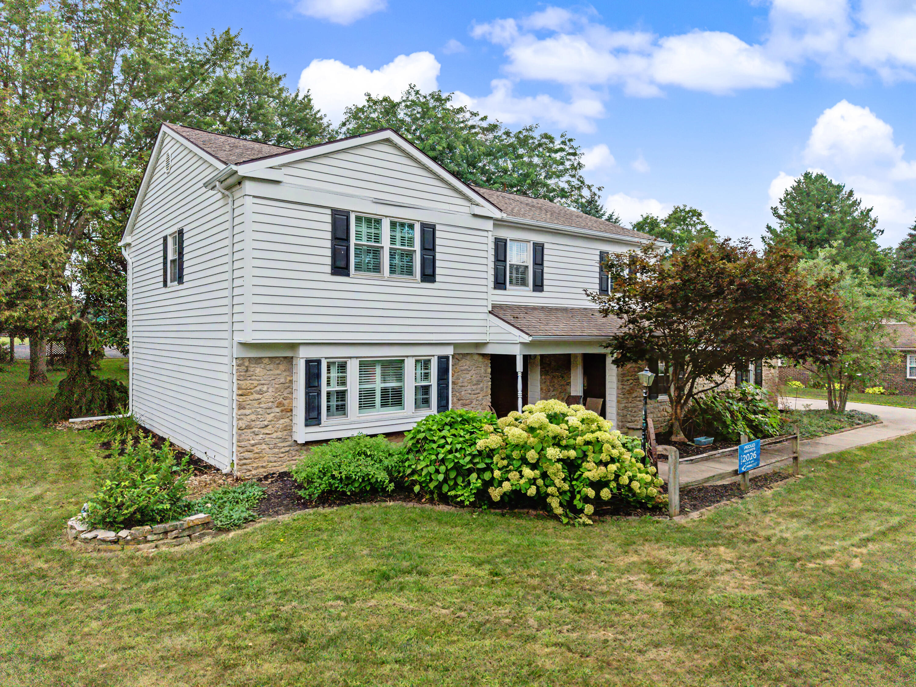 129 Outerview Circle Property Photo 1