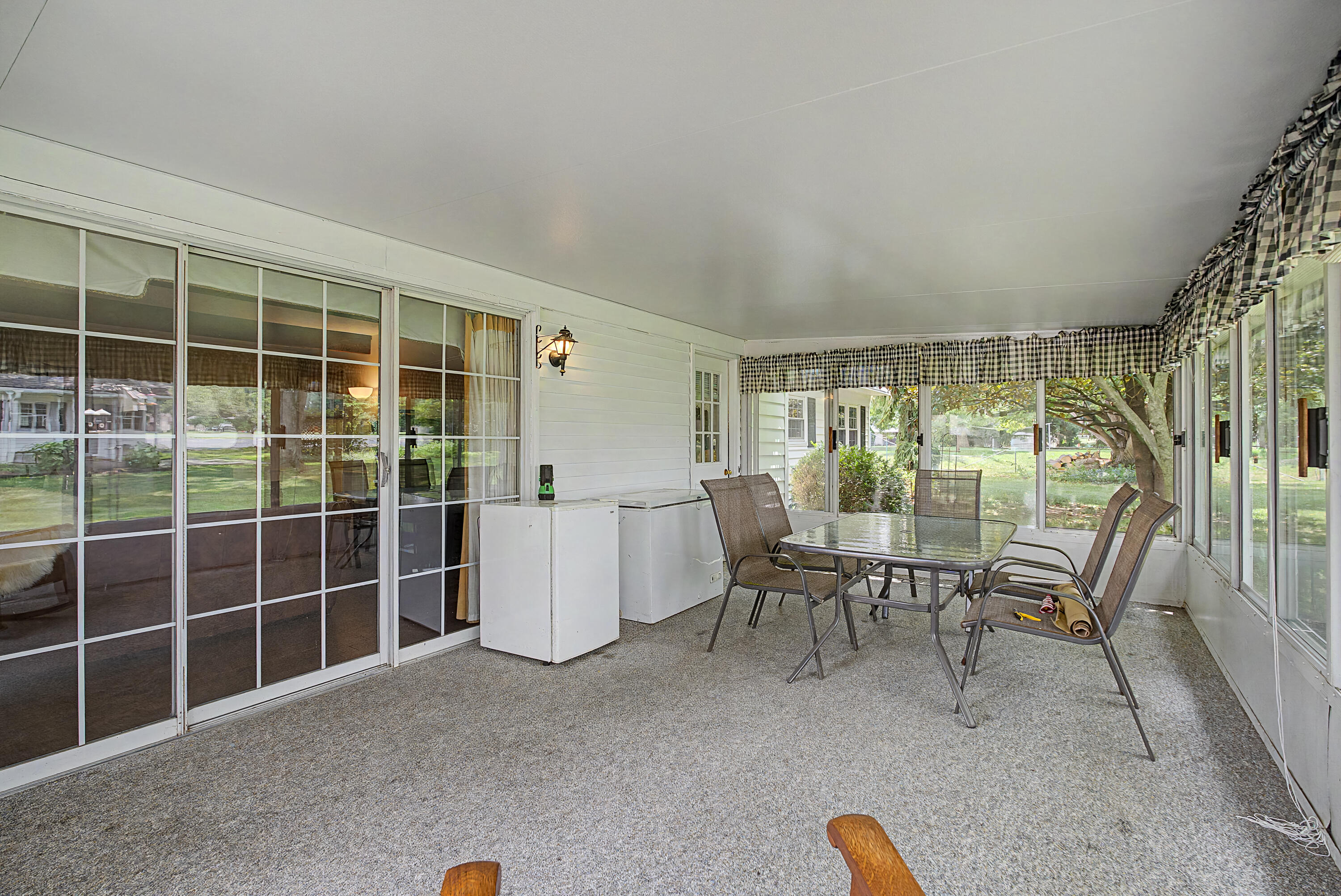 129 Outerview Circle Property Photo 32