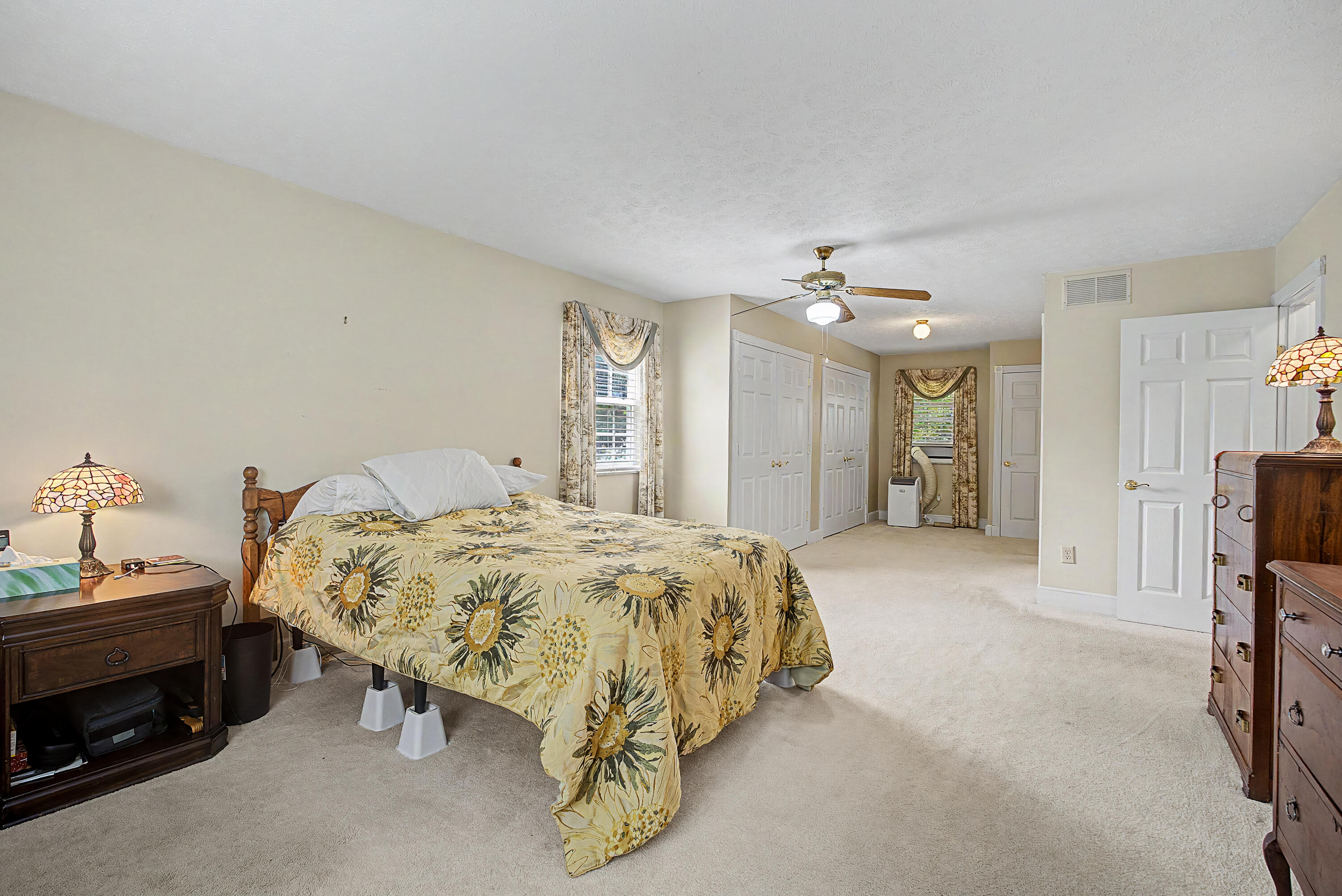 129 Outerview Circle Property Photo 35