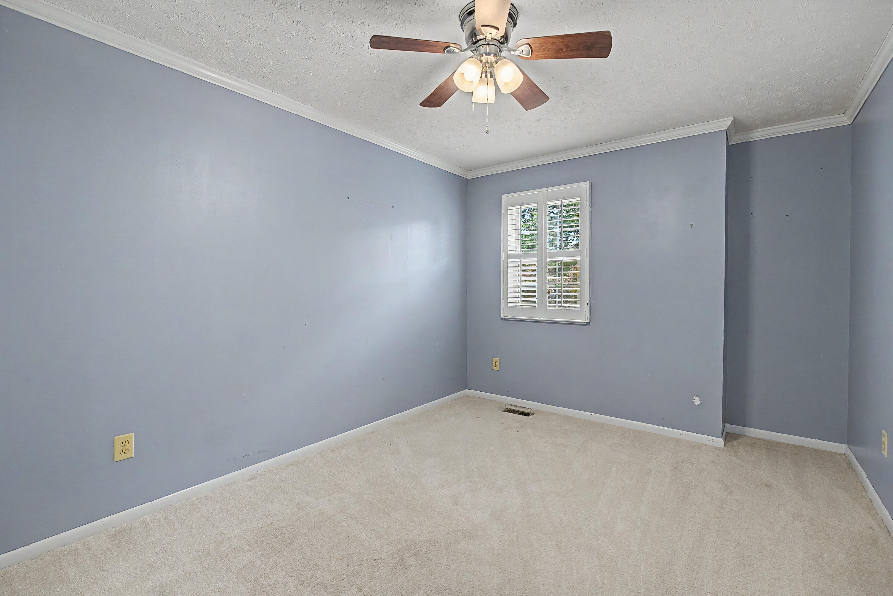 129 Outerview Circle Property Photo 42