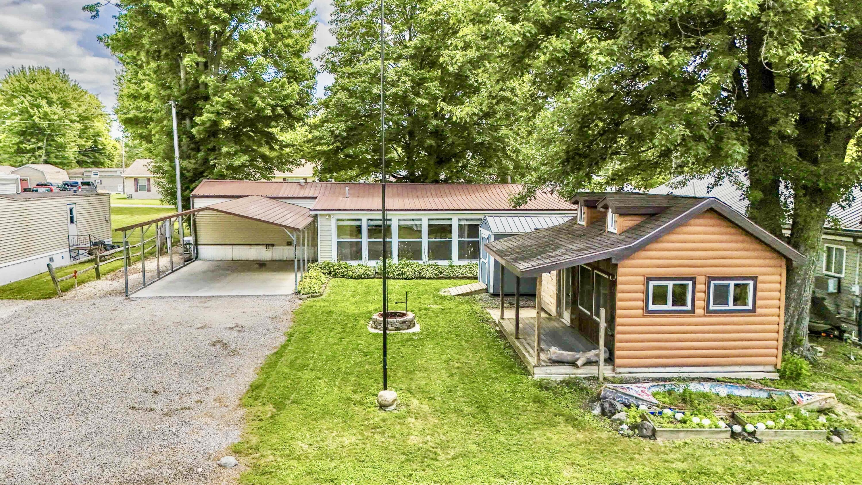 11274 Oneida Path Property Photo 6