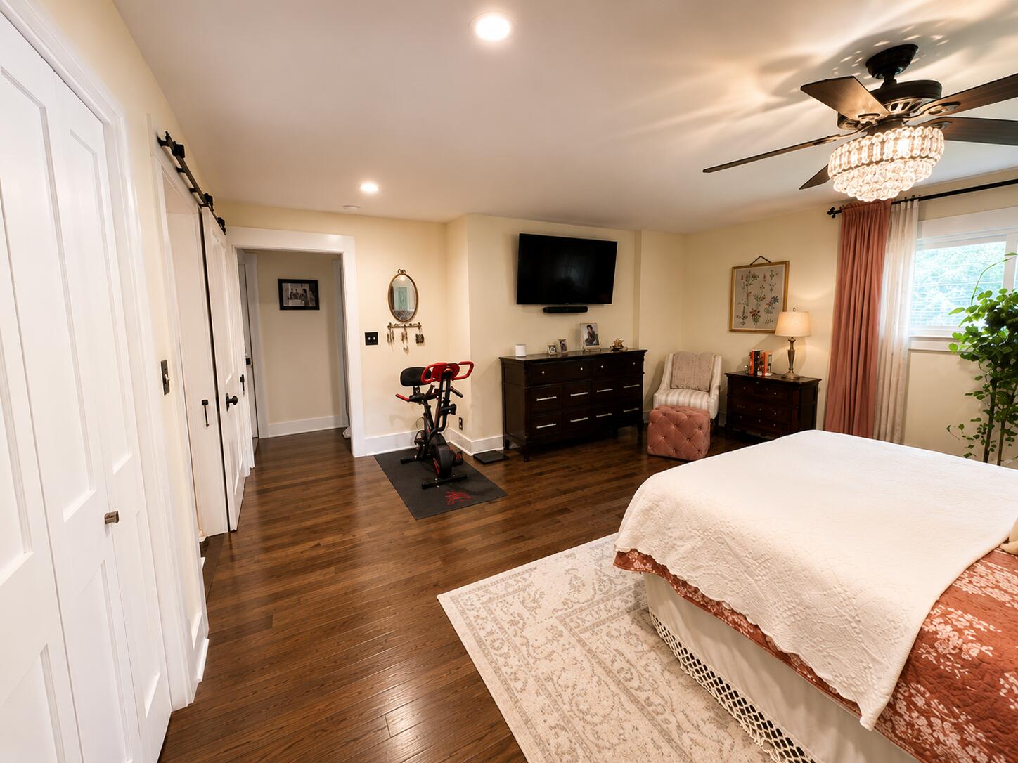601 Westchester Park Drive Property Photo 44