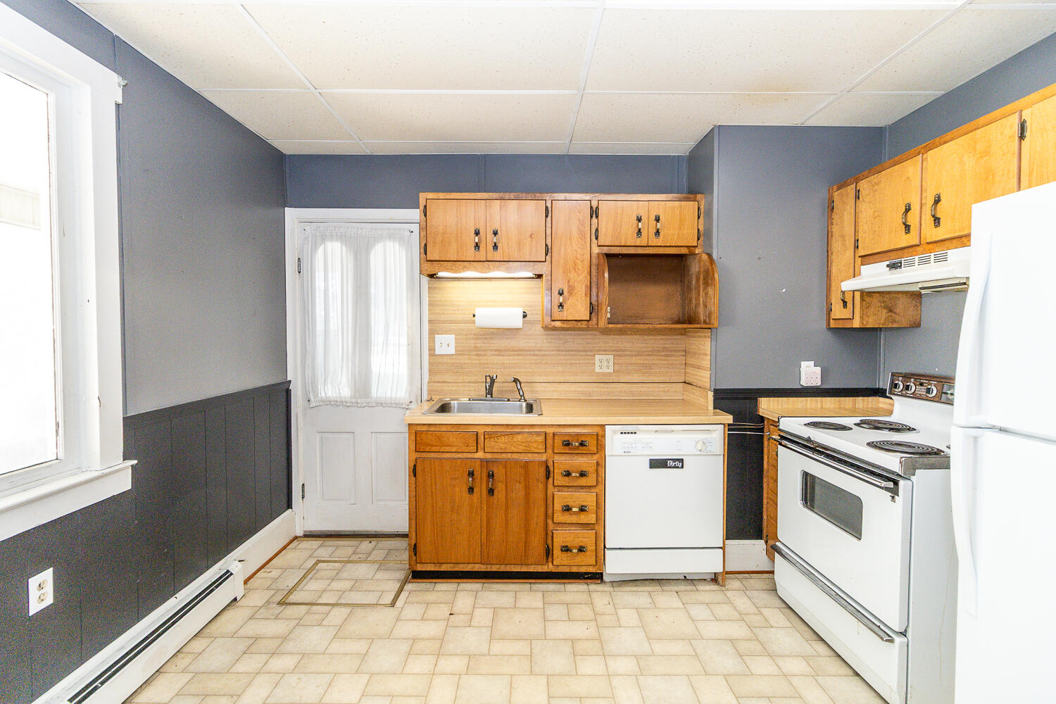 208 W George Street Property Photo 15