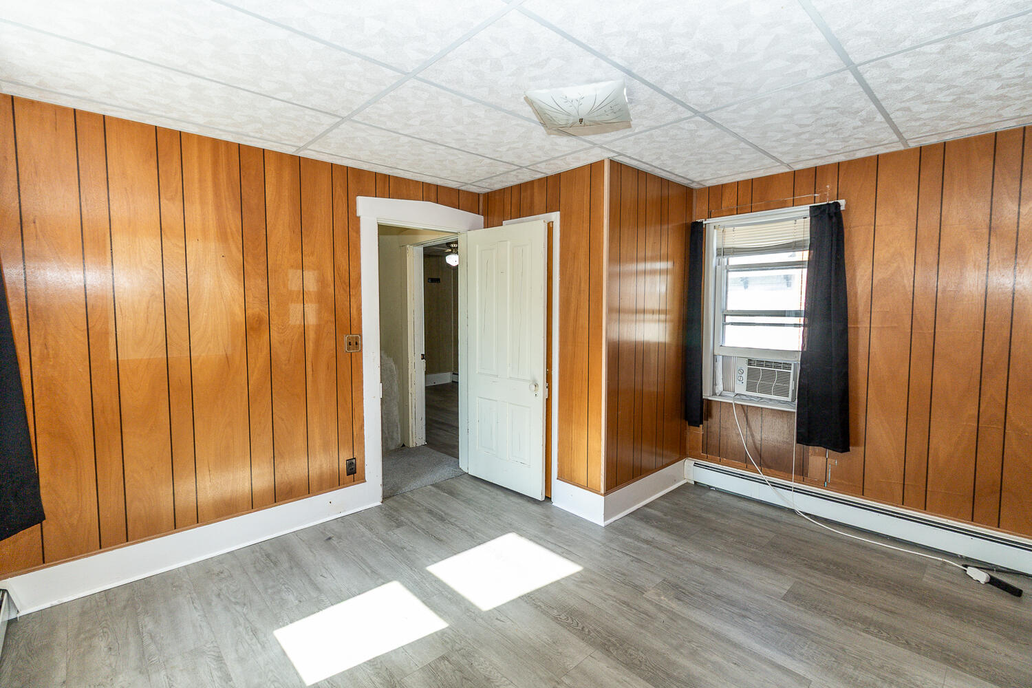 208 W George Street Property Photo 33