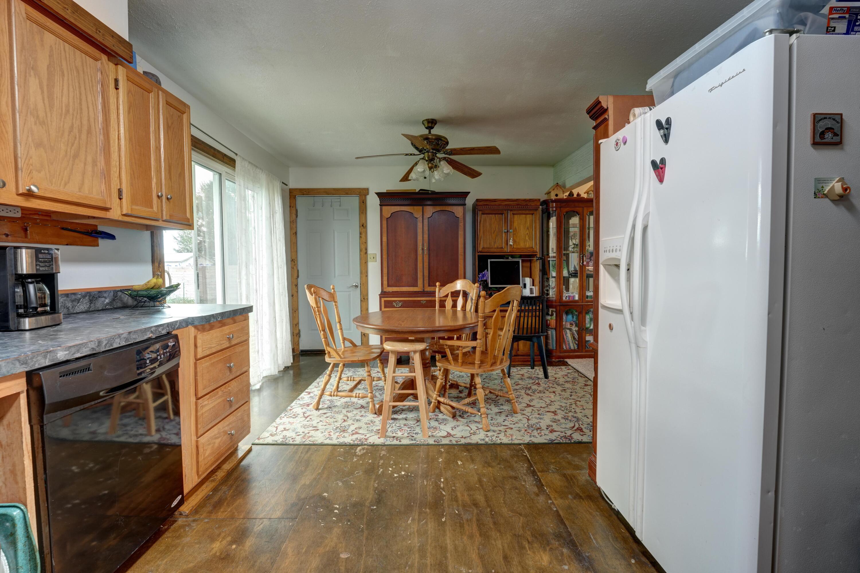 7446 Dull Road Property Photo 7