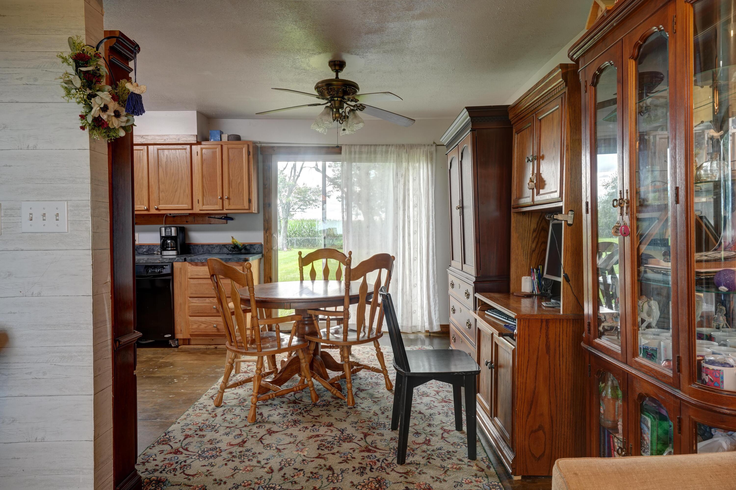 7446 Dull Road Property Photo 10