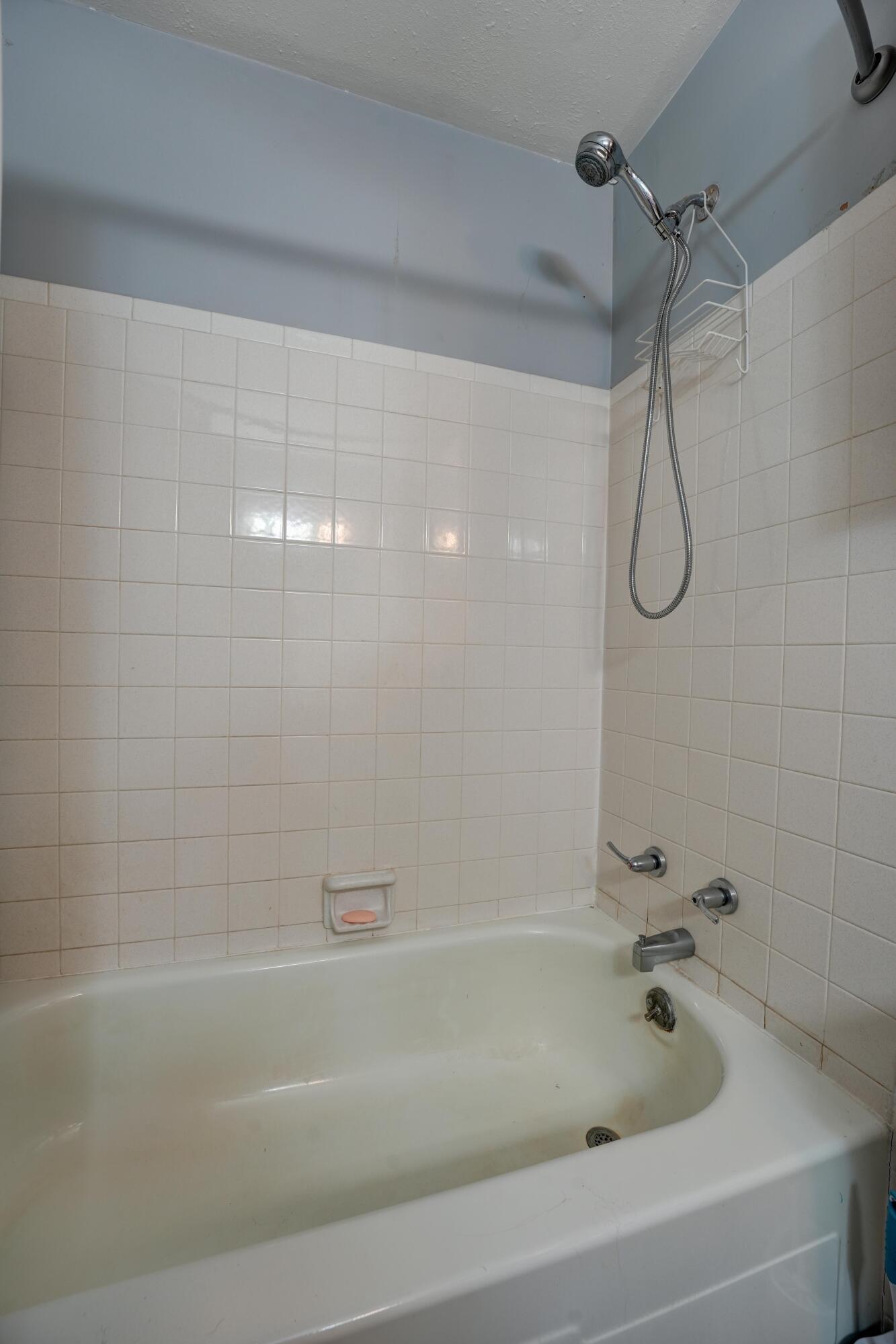 7446 Dull Road Property Photo 19