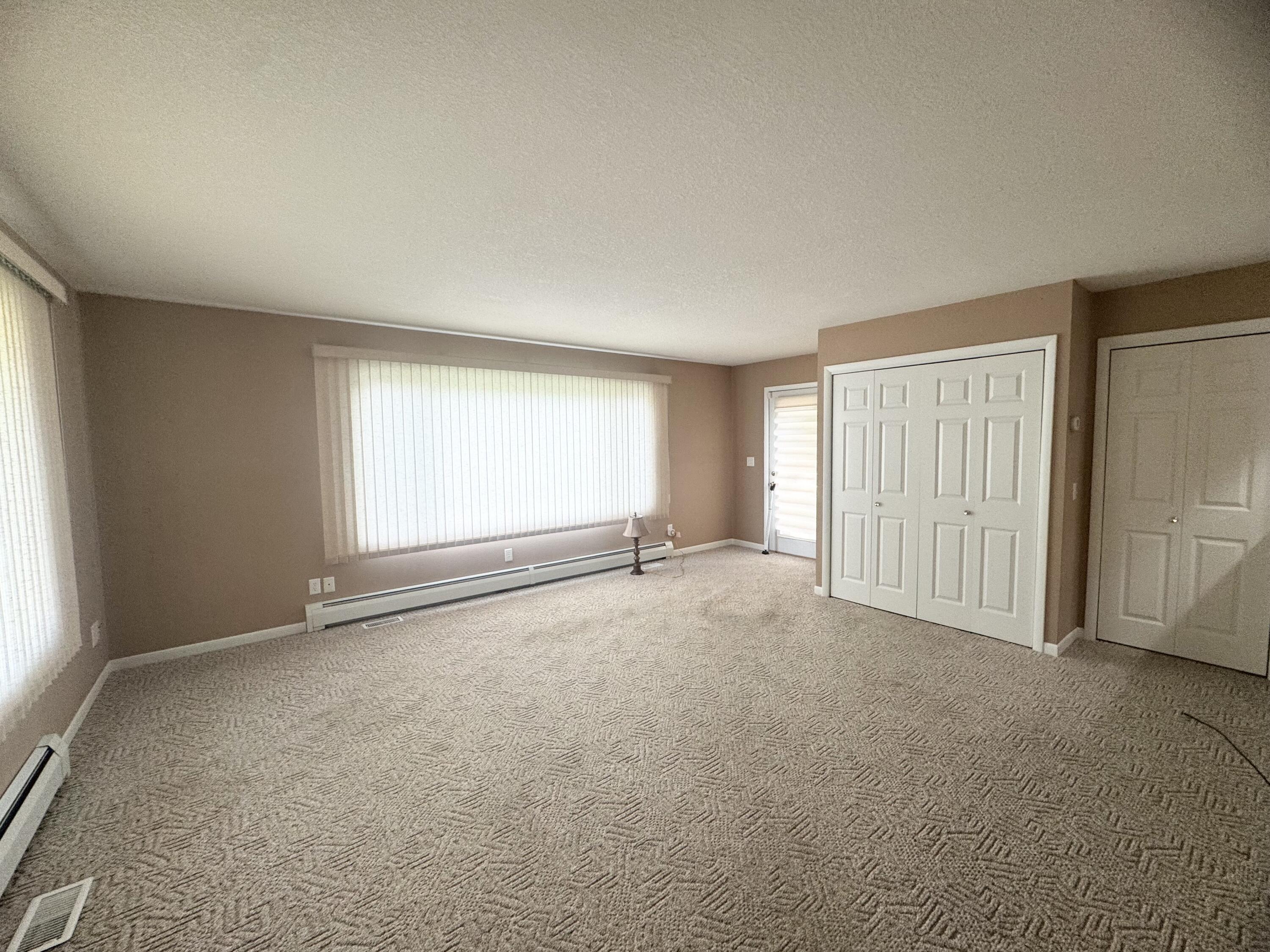 609 Royal Lane Property Photo 10