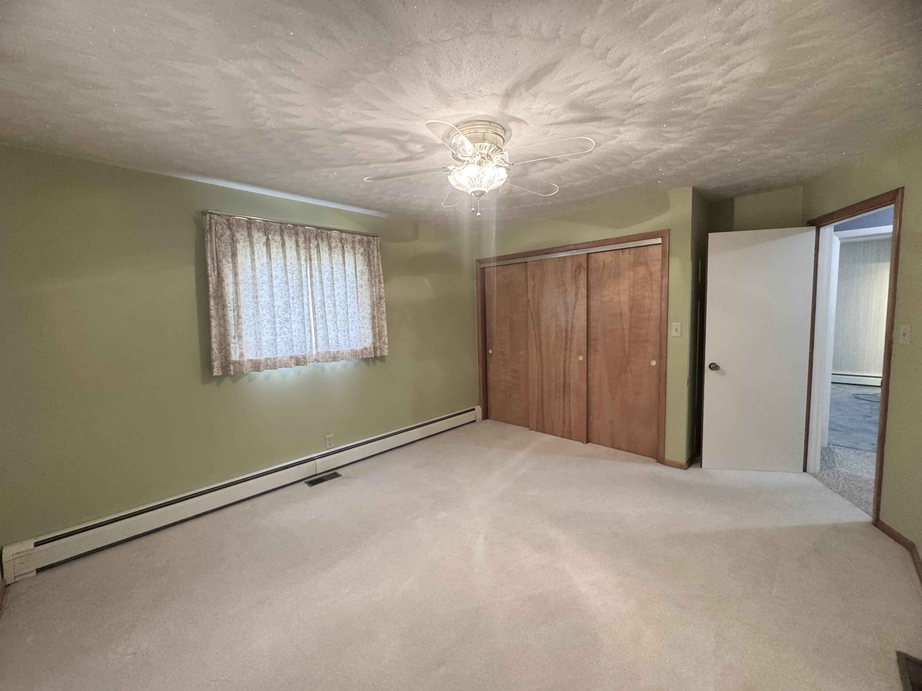 609 Royal Lane Property Photo 11