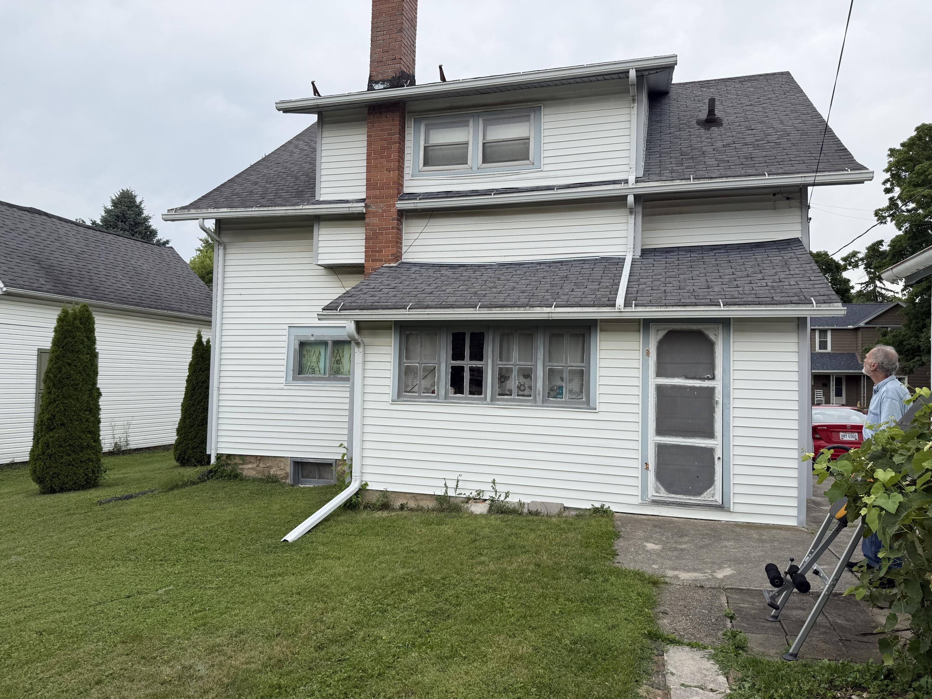 404 E Auburn Avenue Property Photo 14