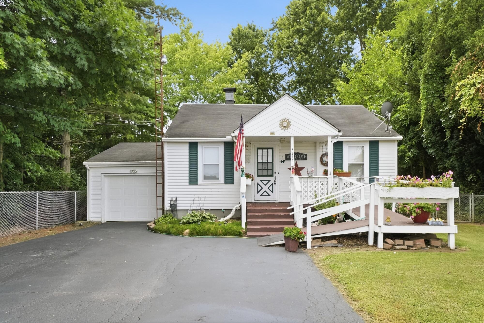 3215 Saint Paris Pike Property Photo 2