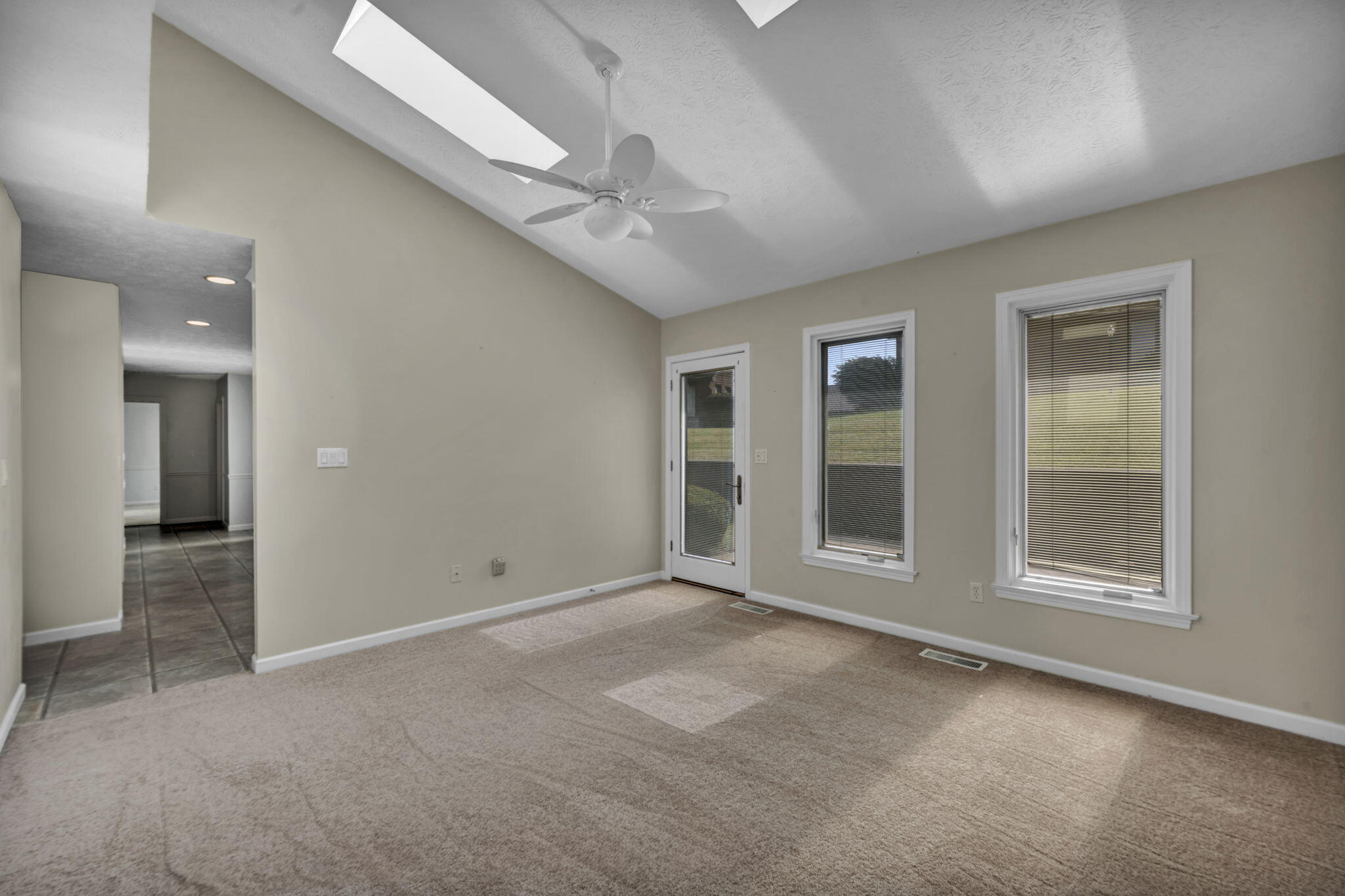 23 Bon Air Drive Property Photo 10