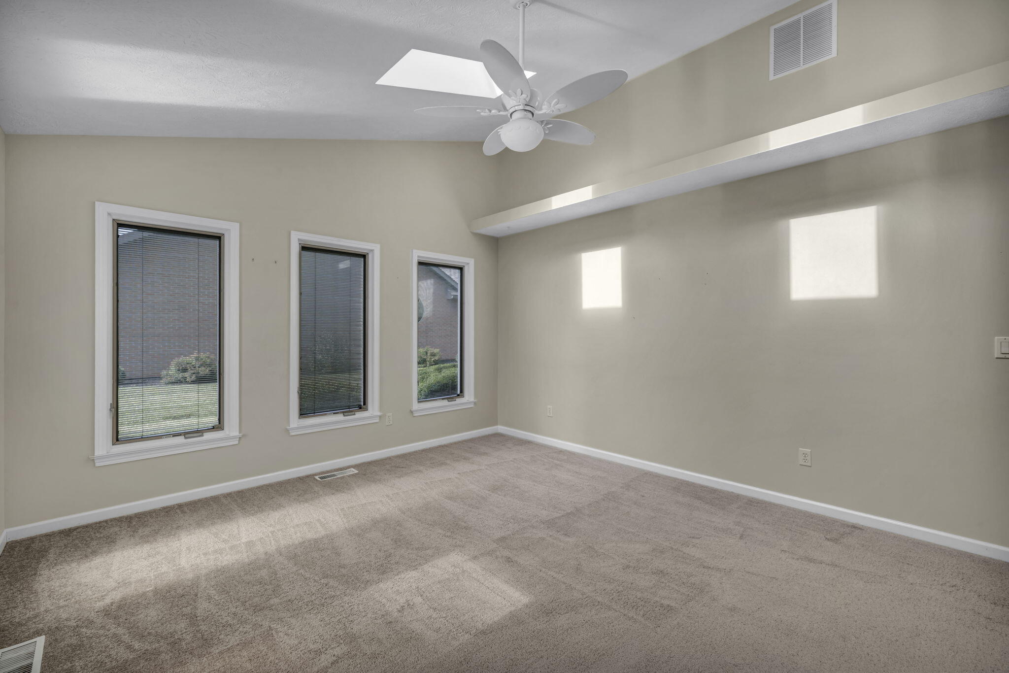 23 Bon Air Drive Property Photo 11