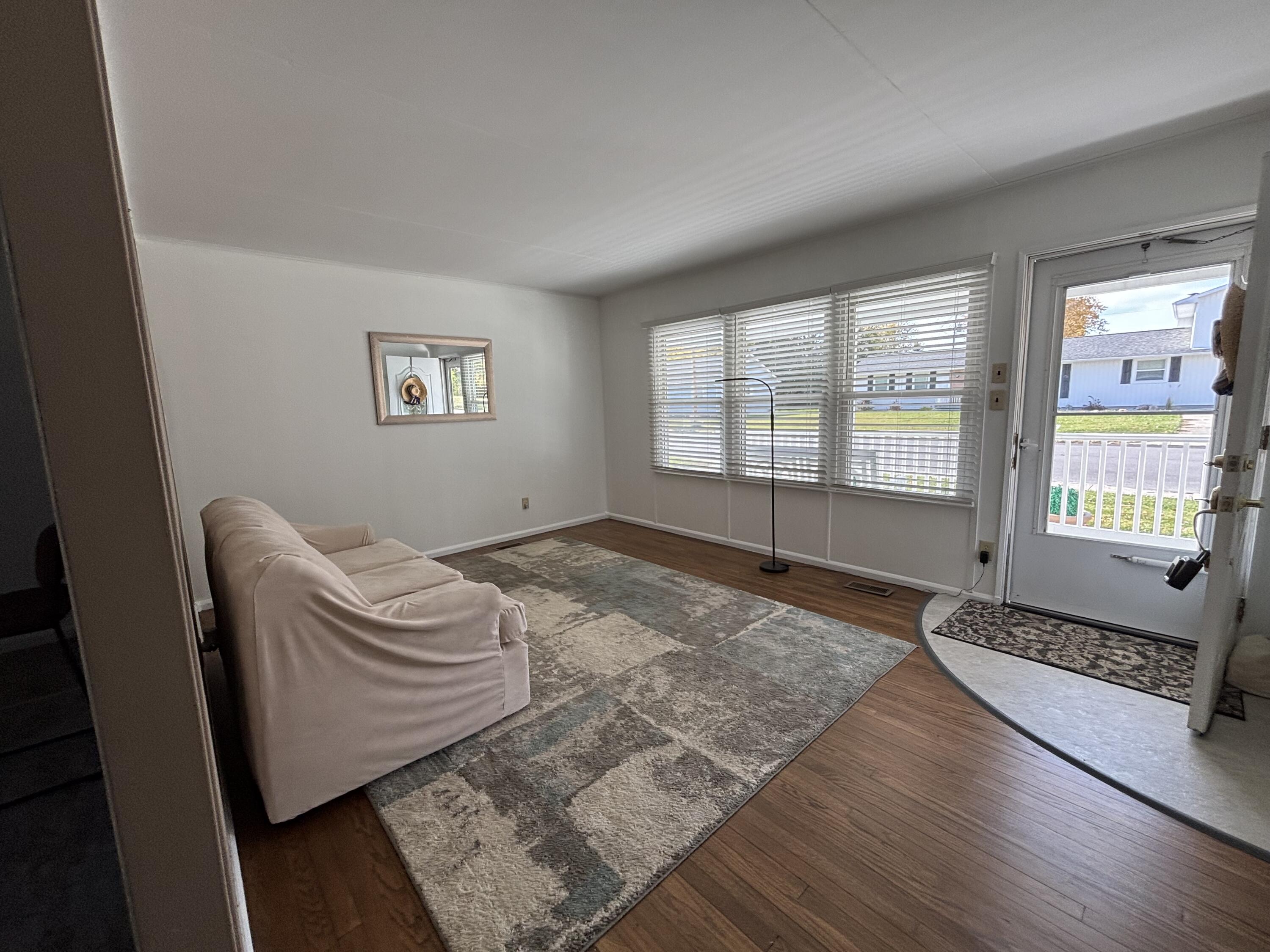 1305 Wright Street Property Photo 8