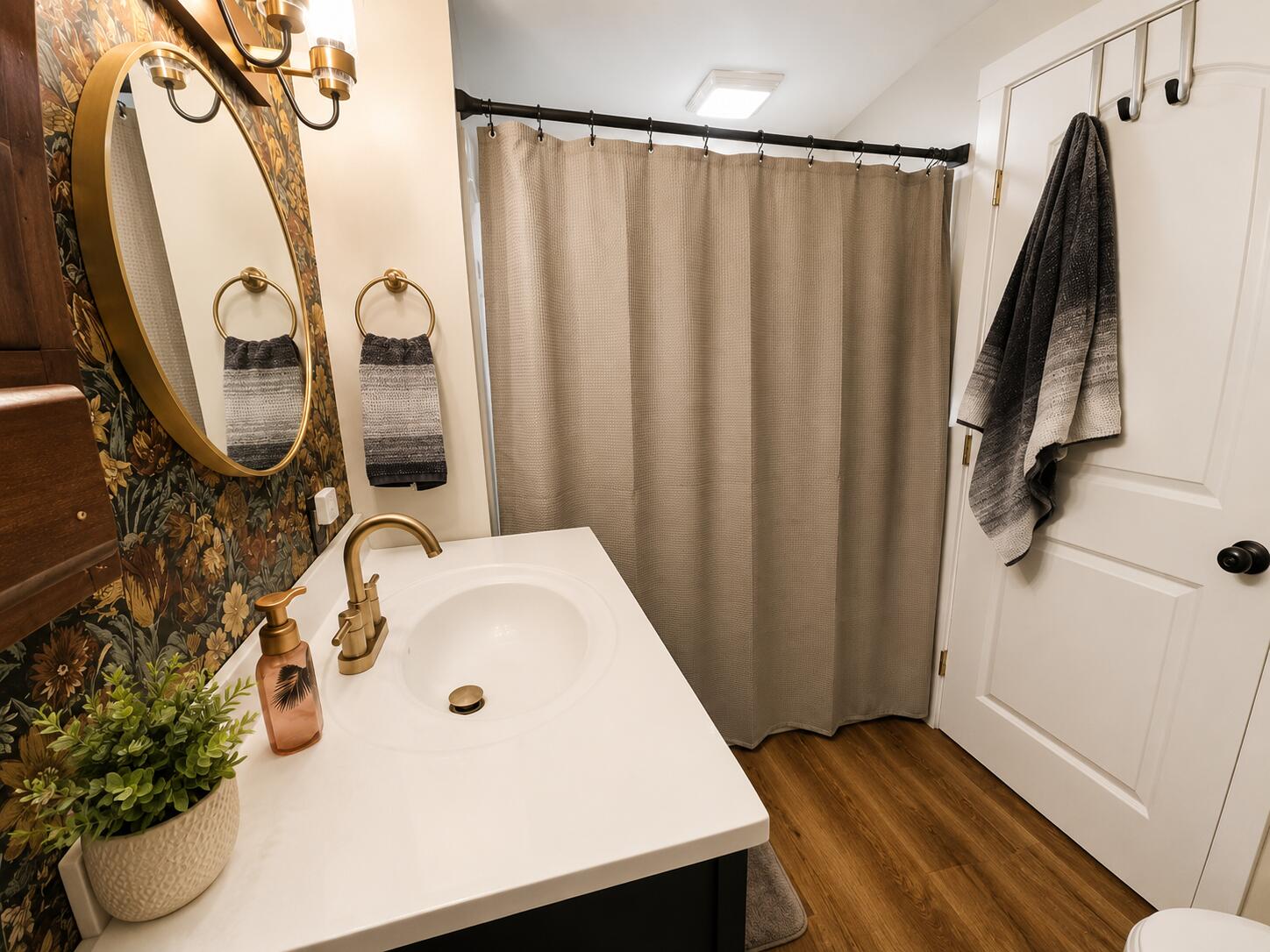 128 Clermont Avenue Property Photo 39