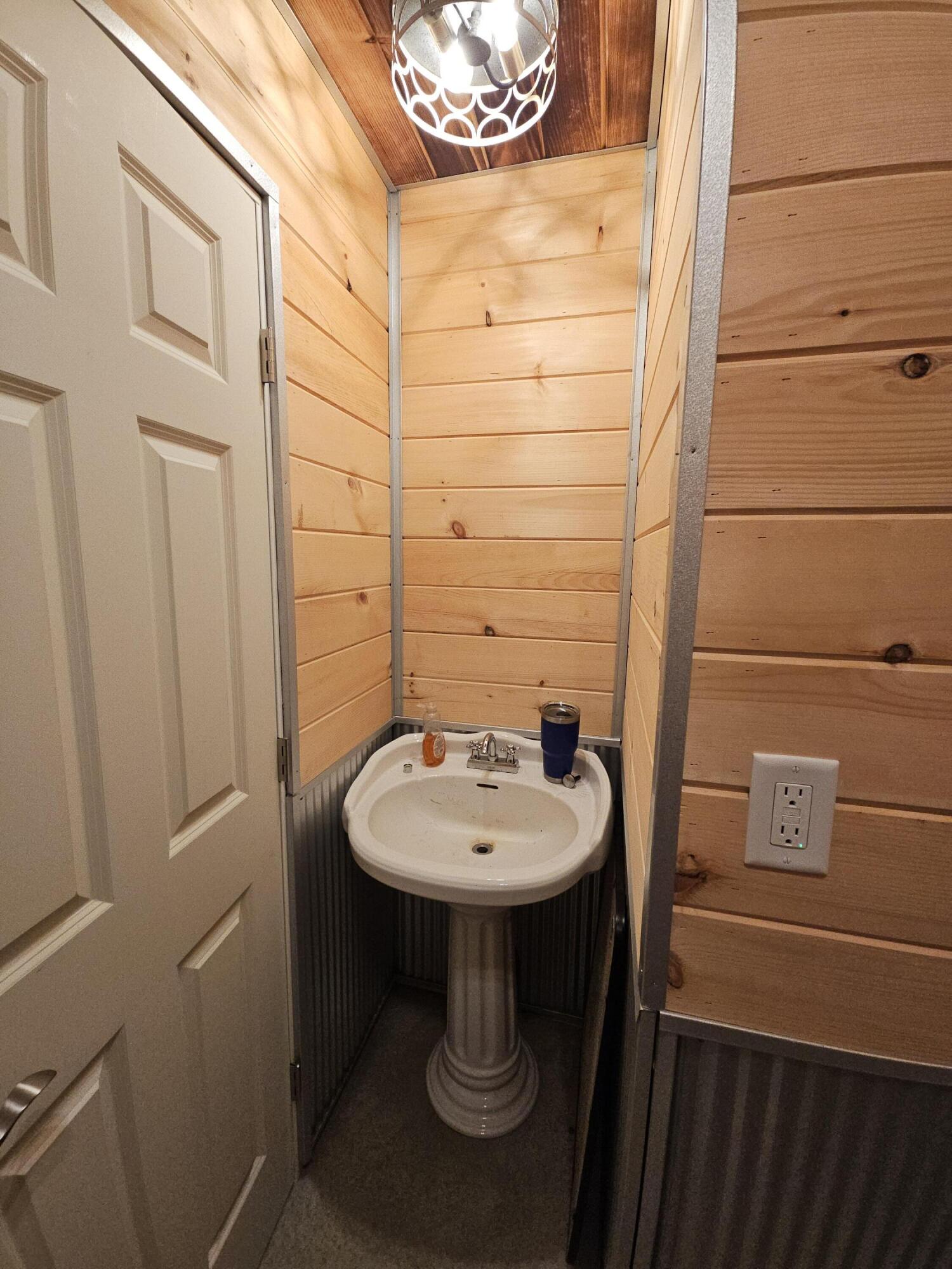 128 Clermont Avenue Property Photo 44