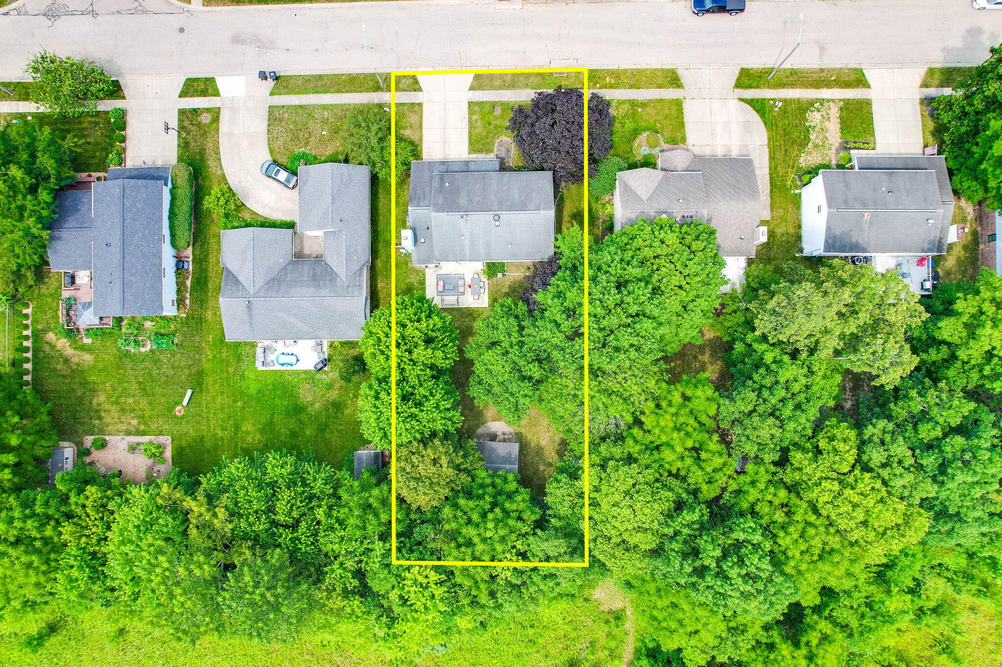 10175 Forestedge Lane Property Photo 3