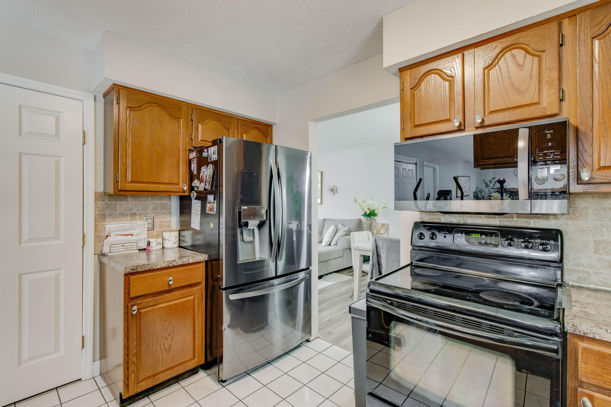 10175 Forestedge Lane Property Photo 8