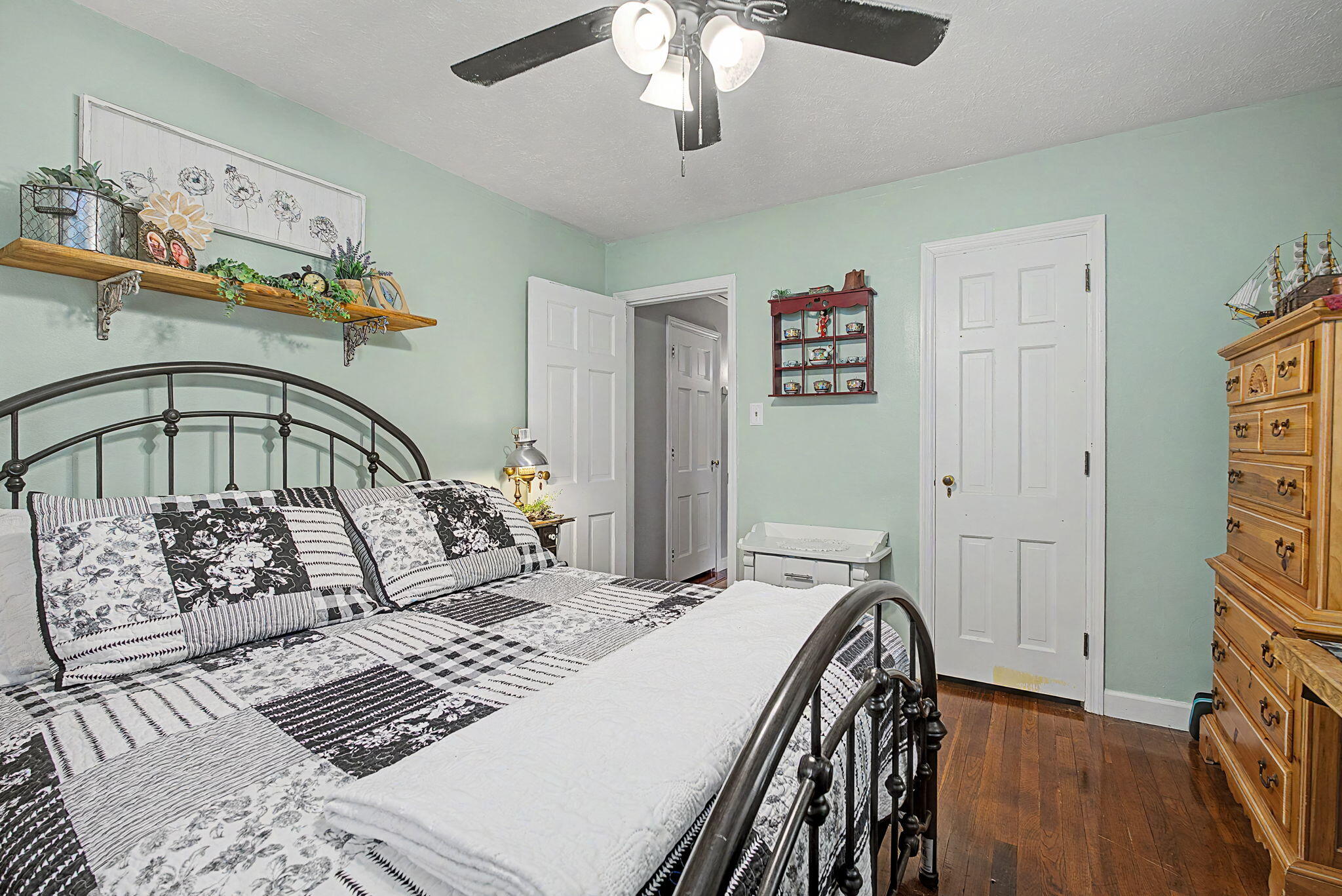 4719 Needmore Road Property Photo 42