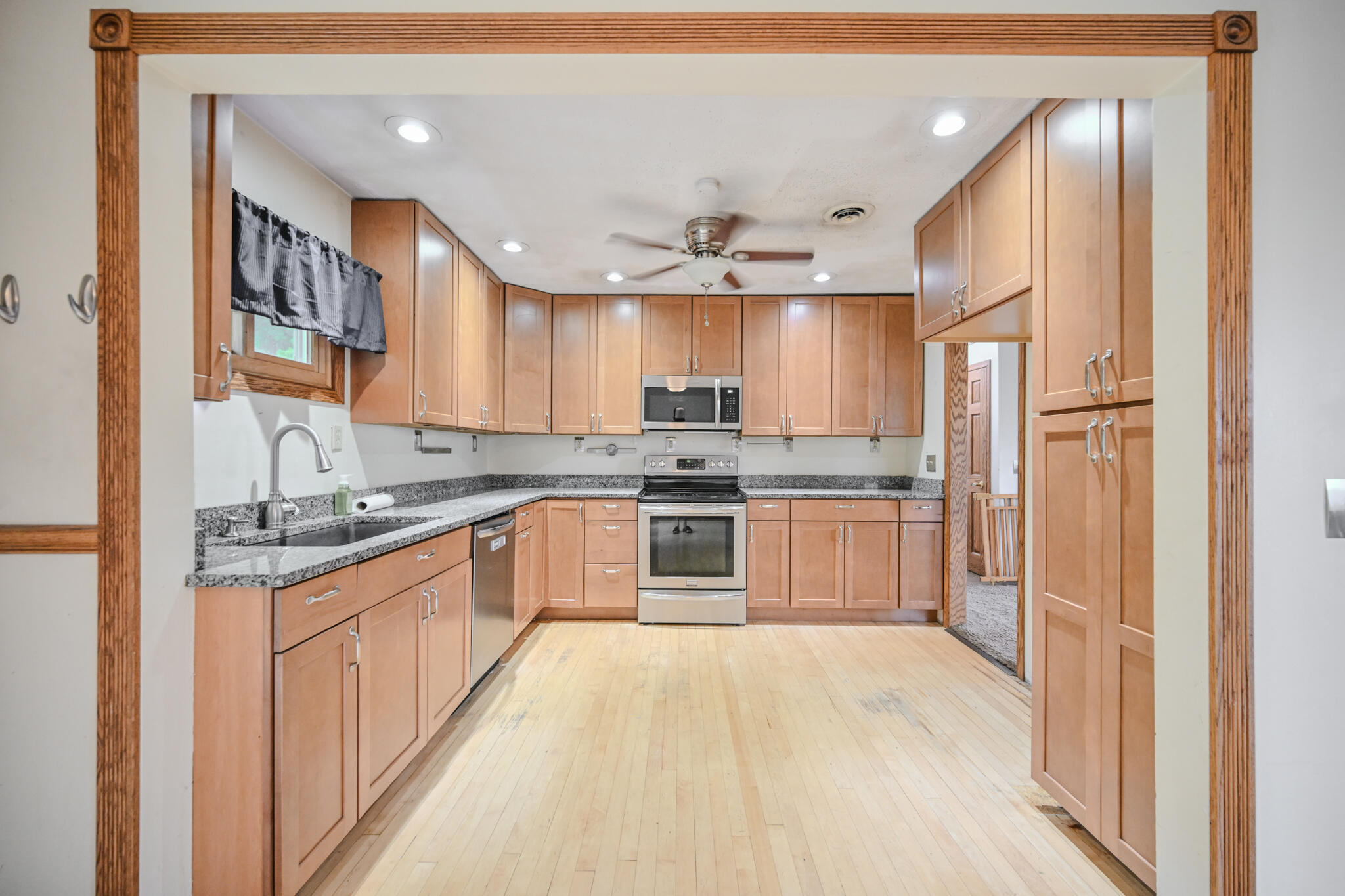668 Suncrest Drive Property Photo 12