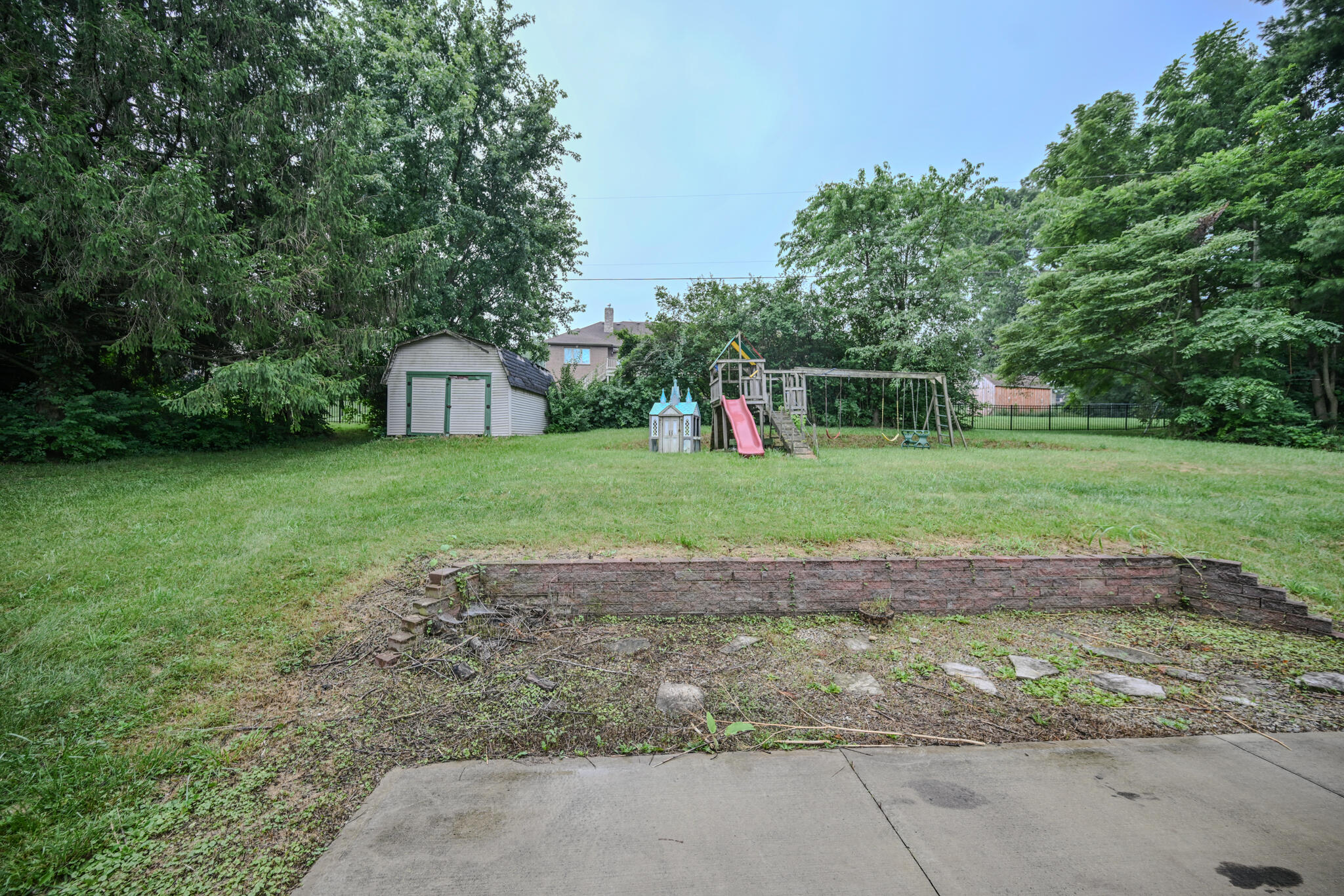 668 Suncrest Drive Property Photo 36