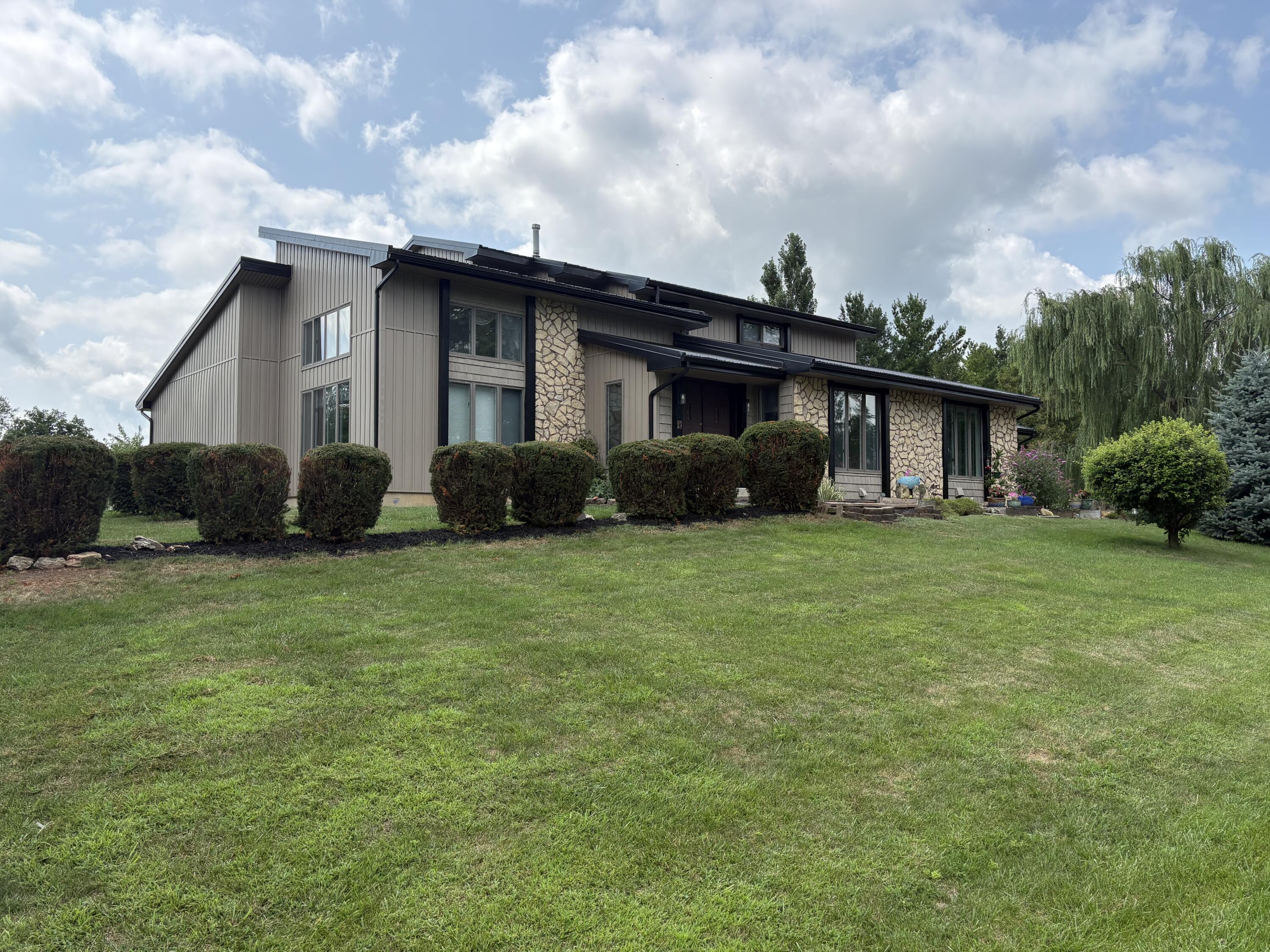 119 Schelich Drive Property Photo 1